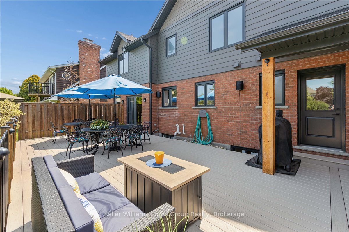 8 Stonefield Drive