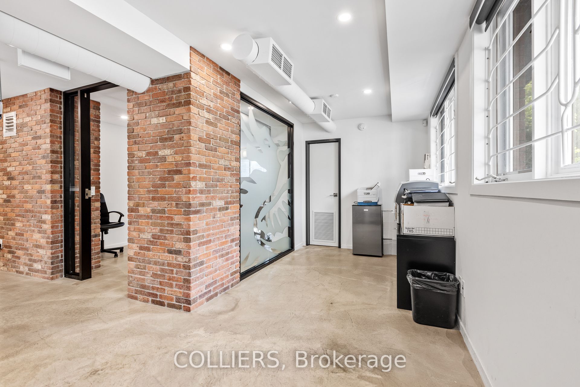 239 Argyle Avenue 100