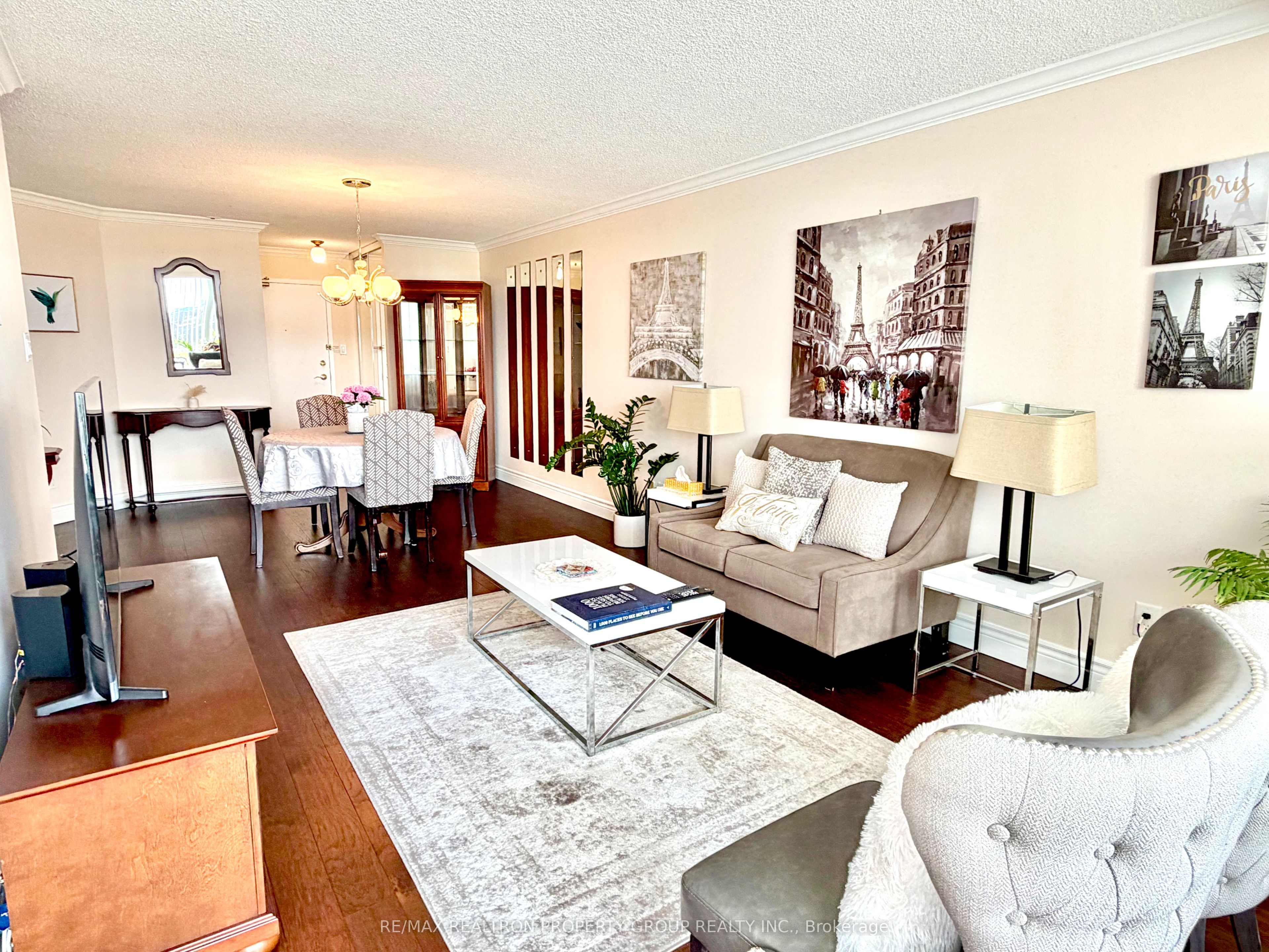 11753 Sheppard Avenue E 915