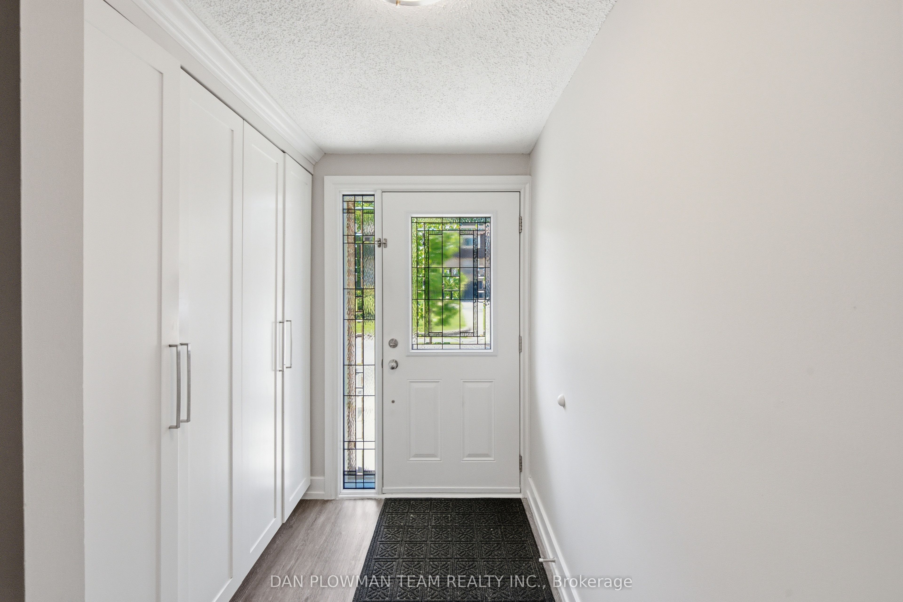 350 Camelot Court 45