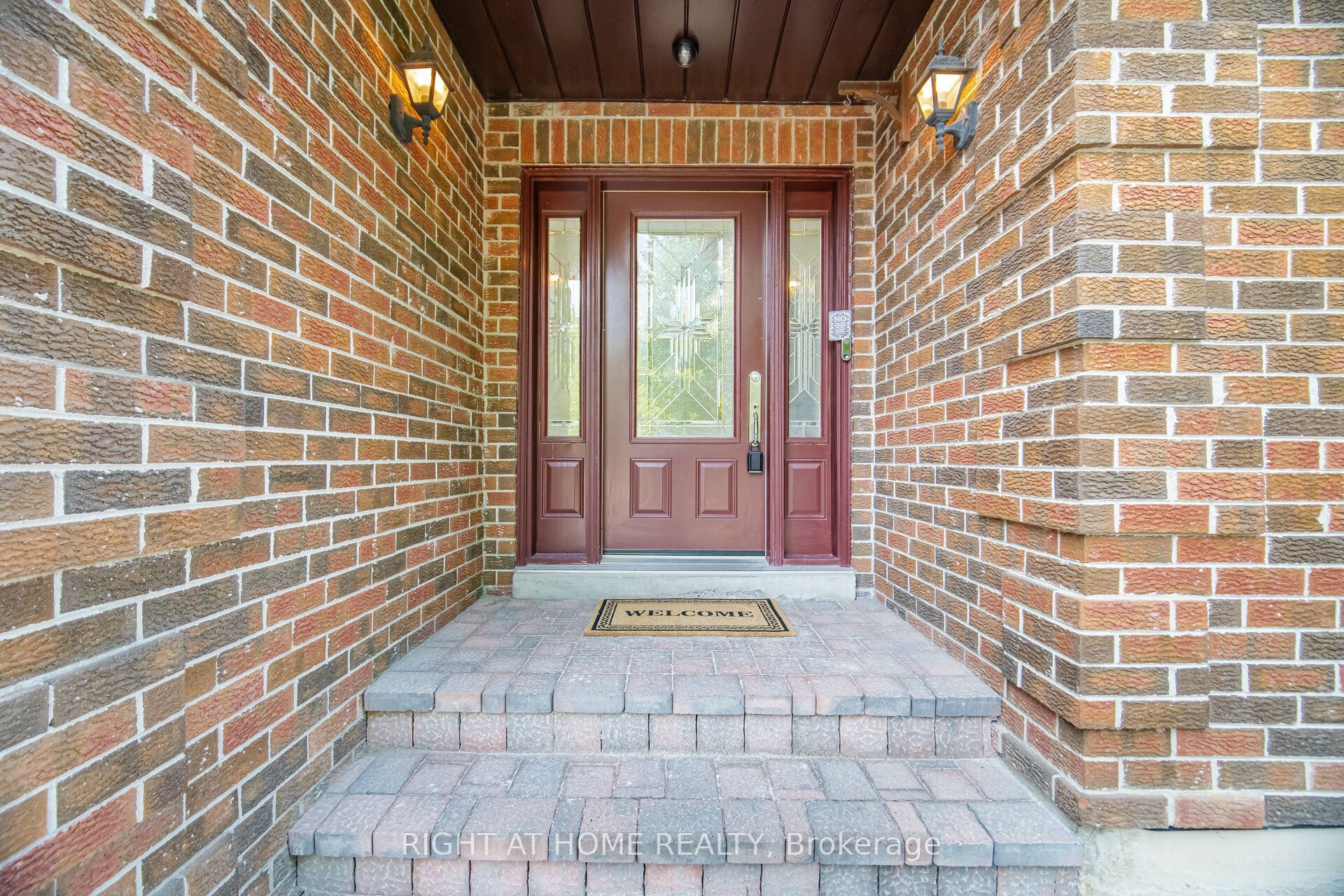 4 Simmons Crescent