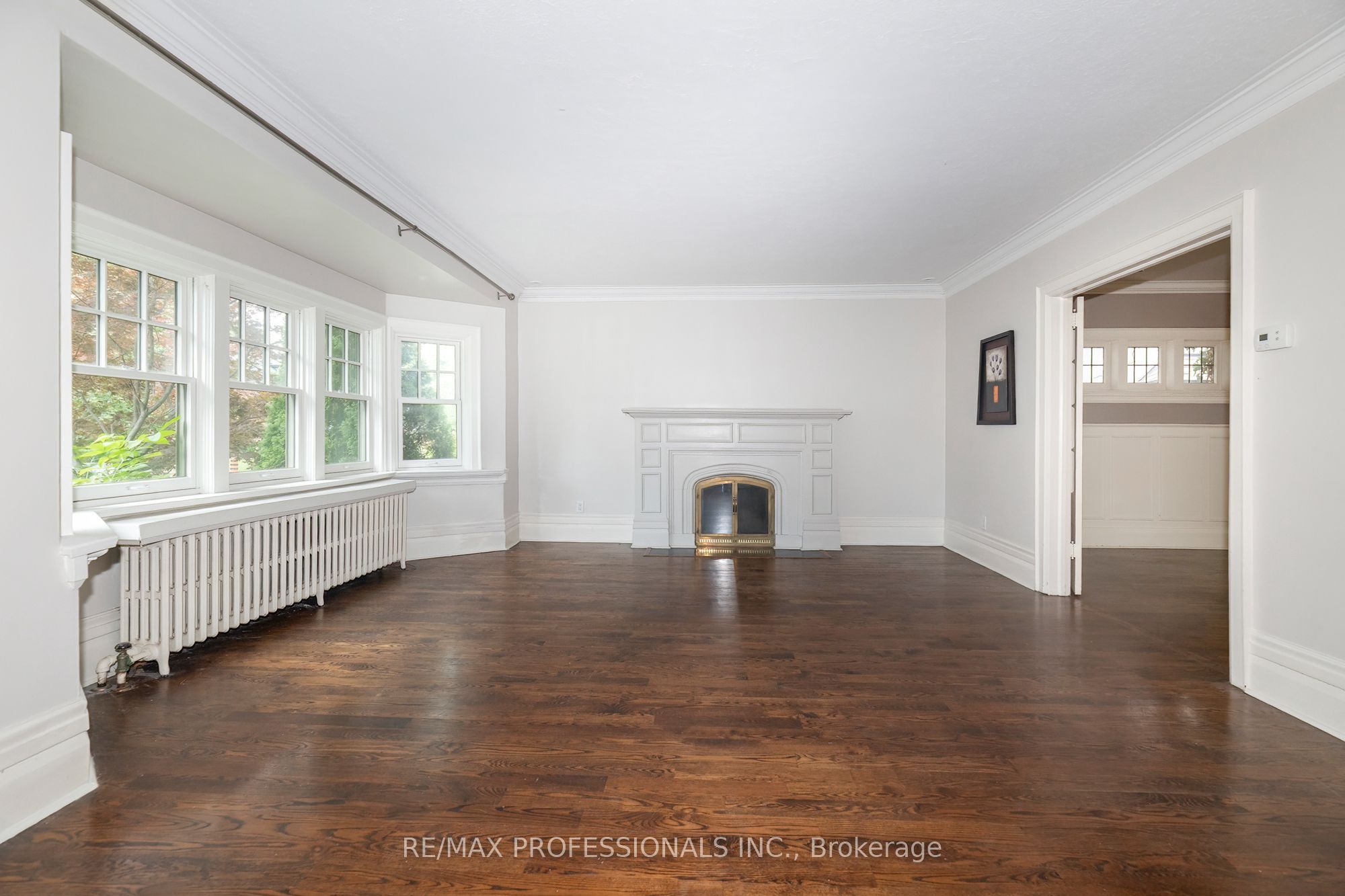 61 Grenview Boulevard N