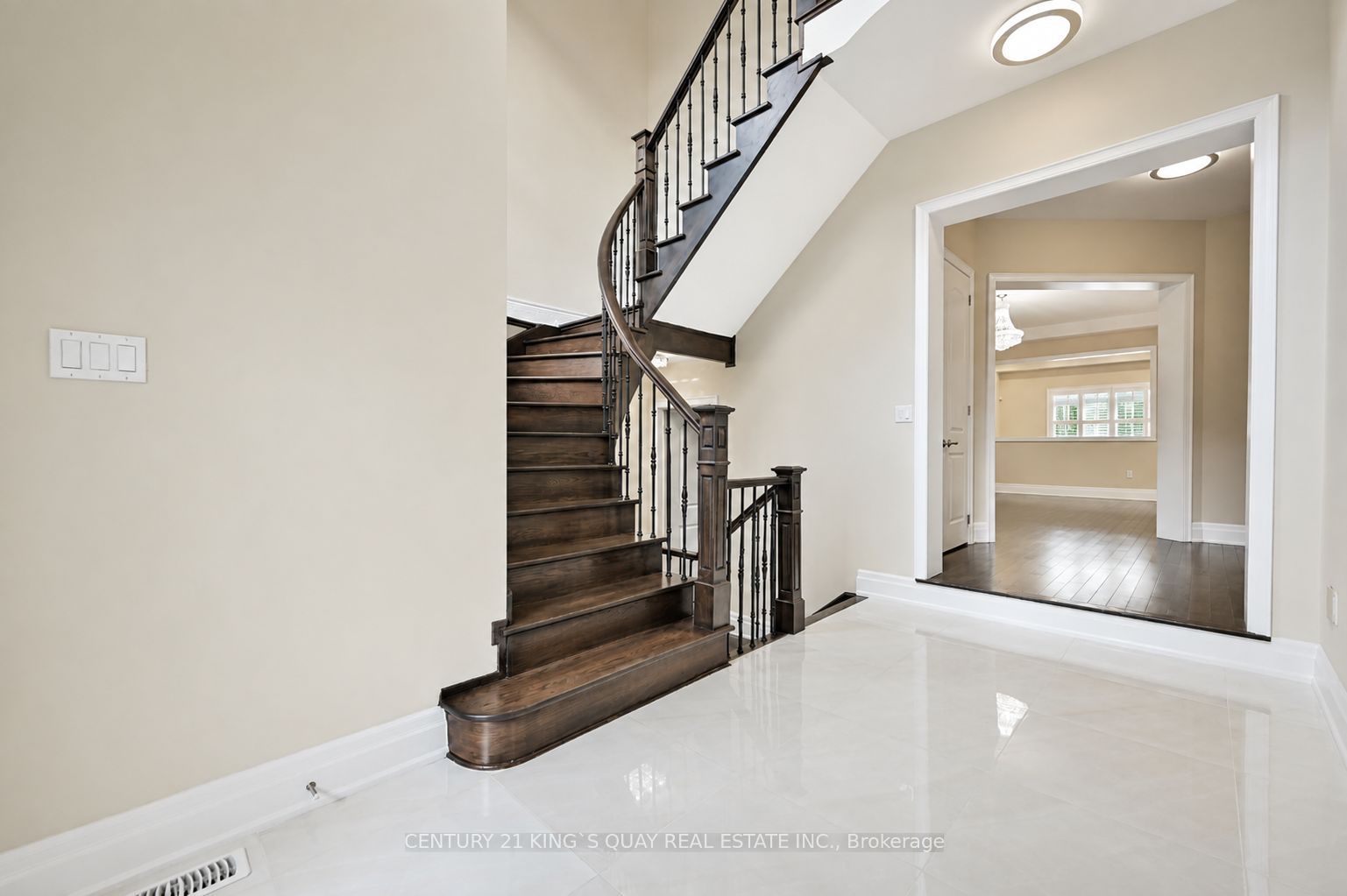 1917 Fairport Road