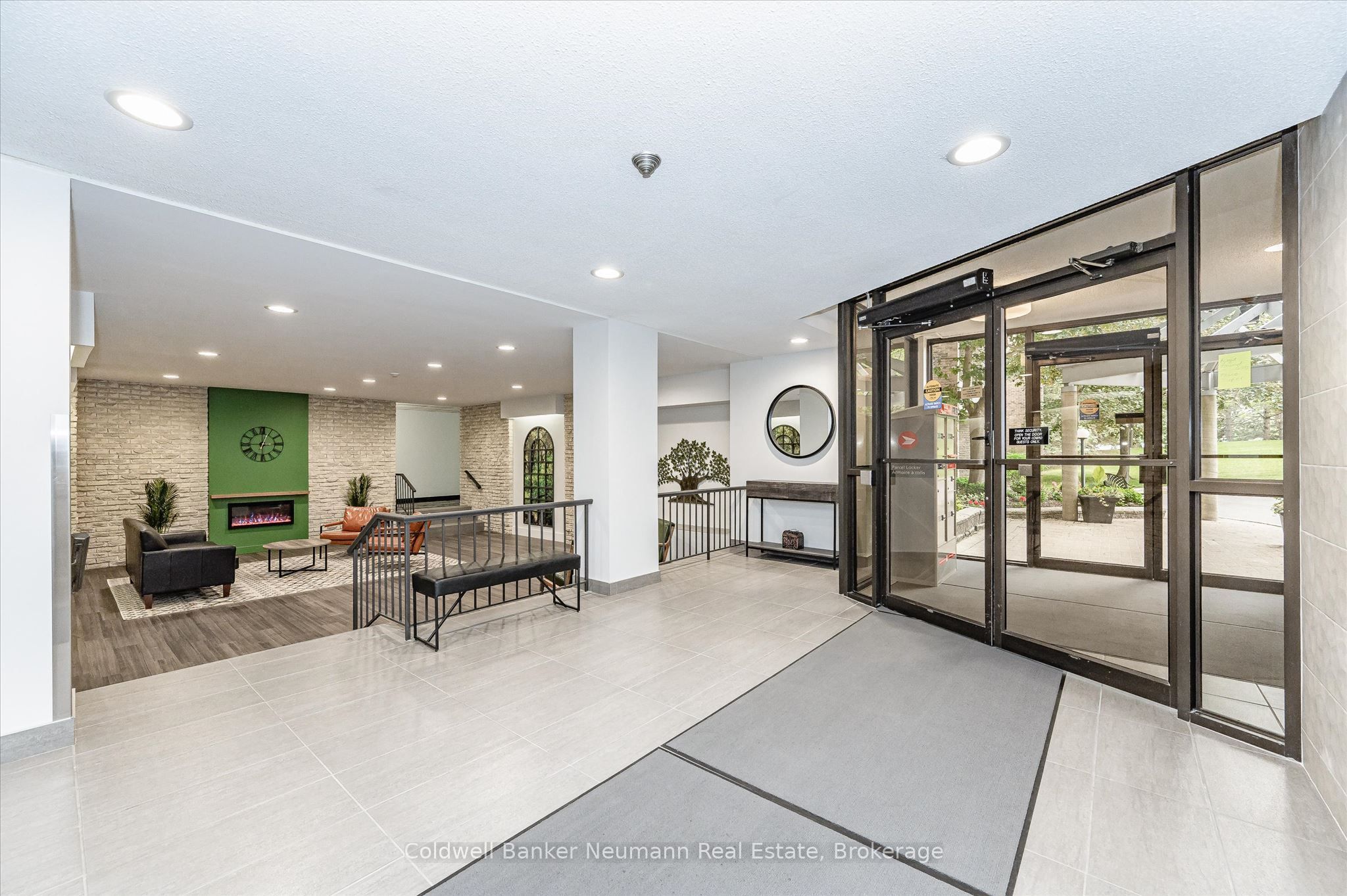 93 Westwood Road 405