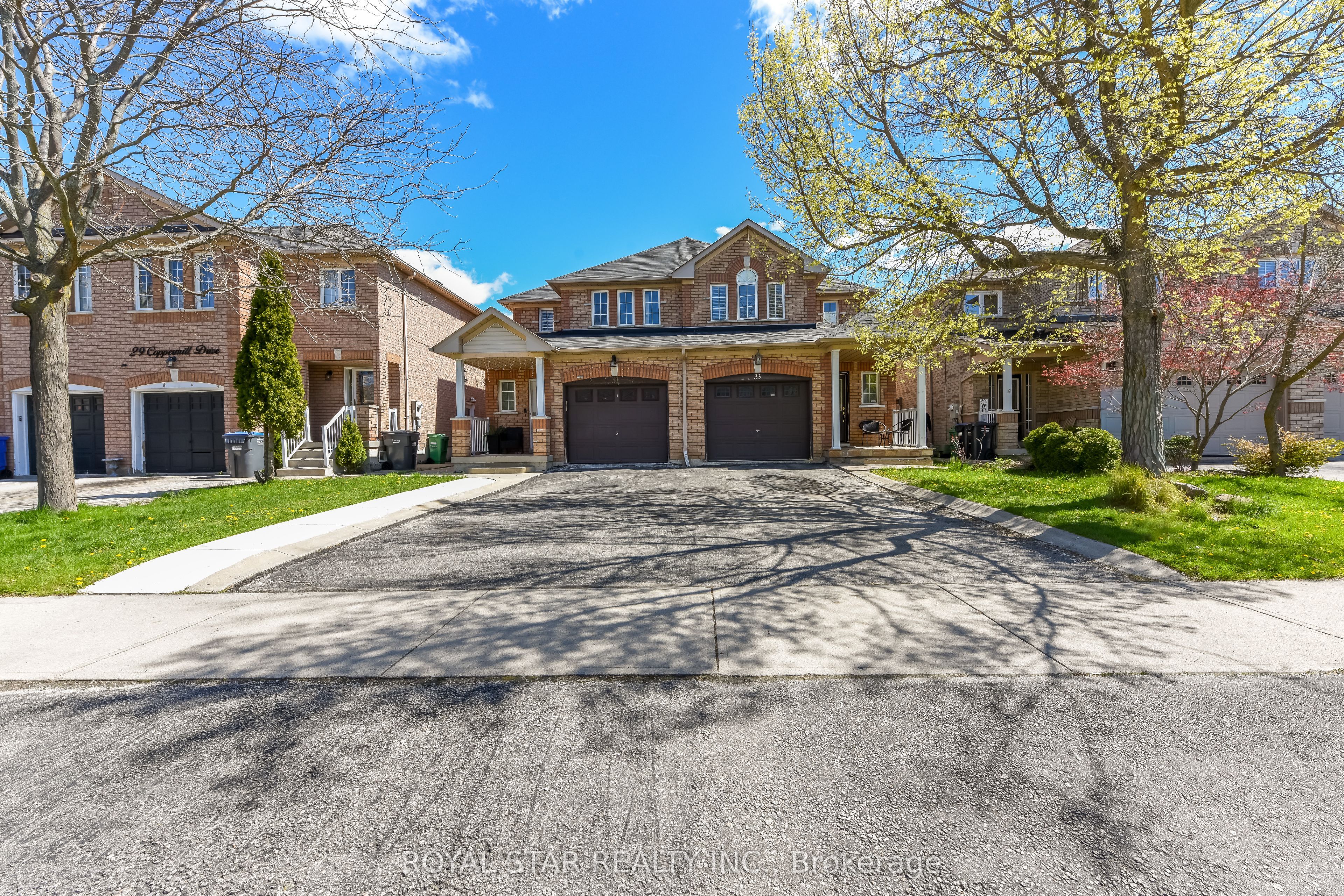 33 Coppermill Drive