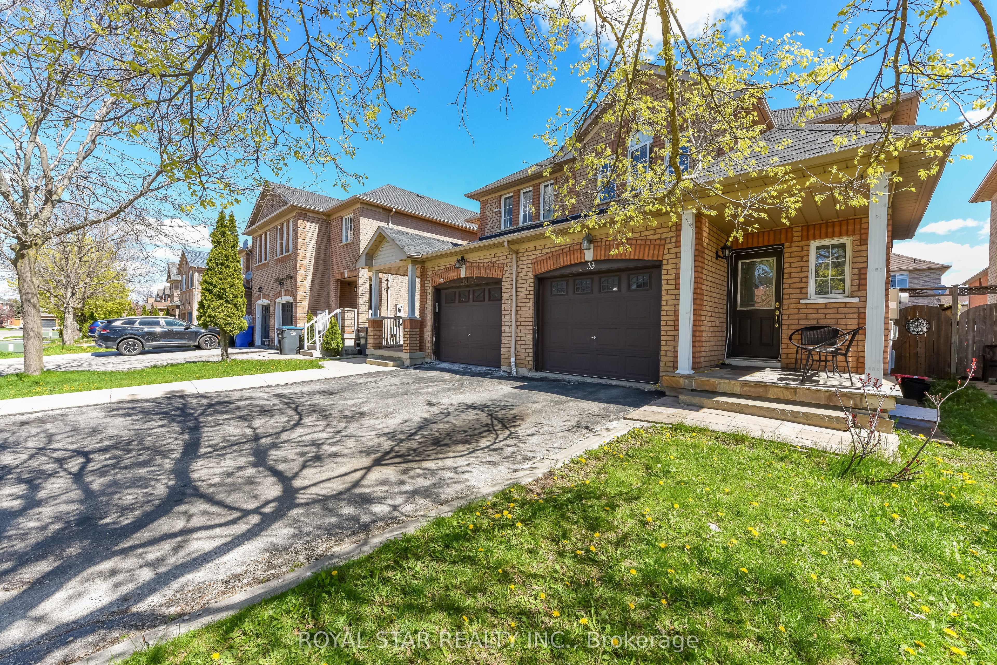 33 Coppermill Drive