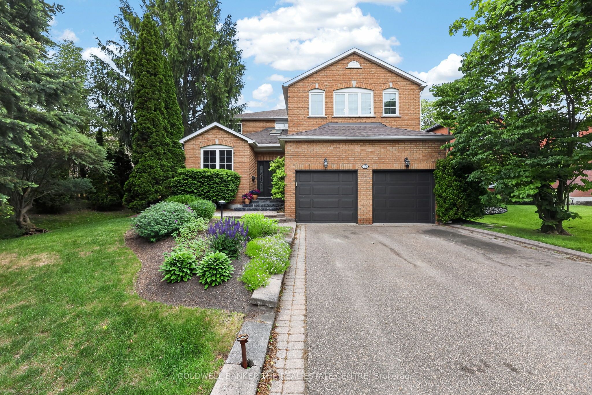 274 Kirby Crescent