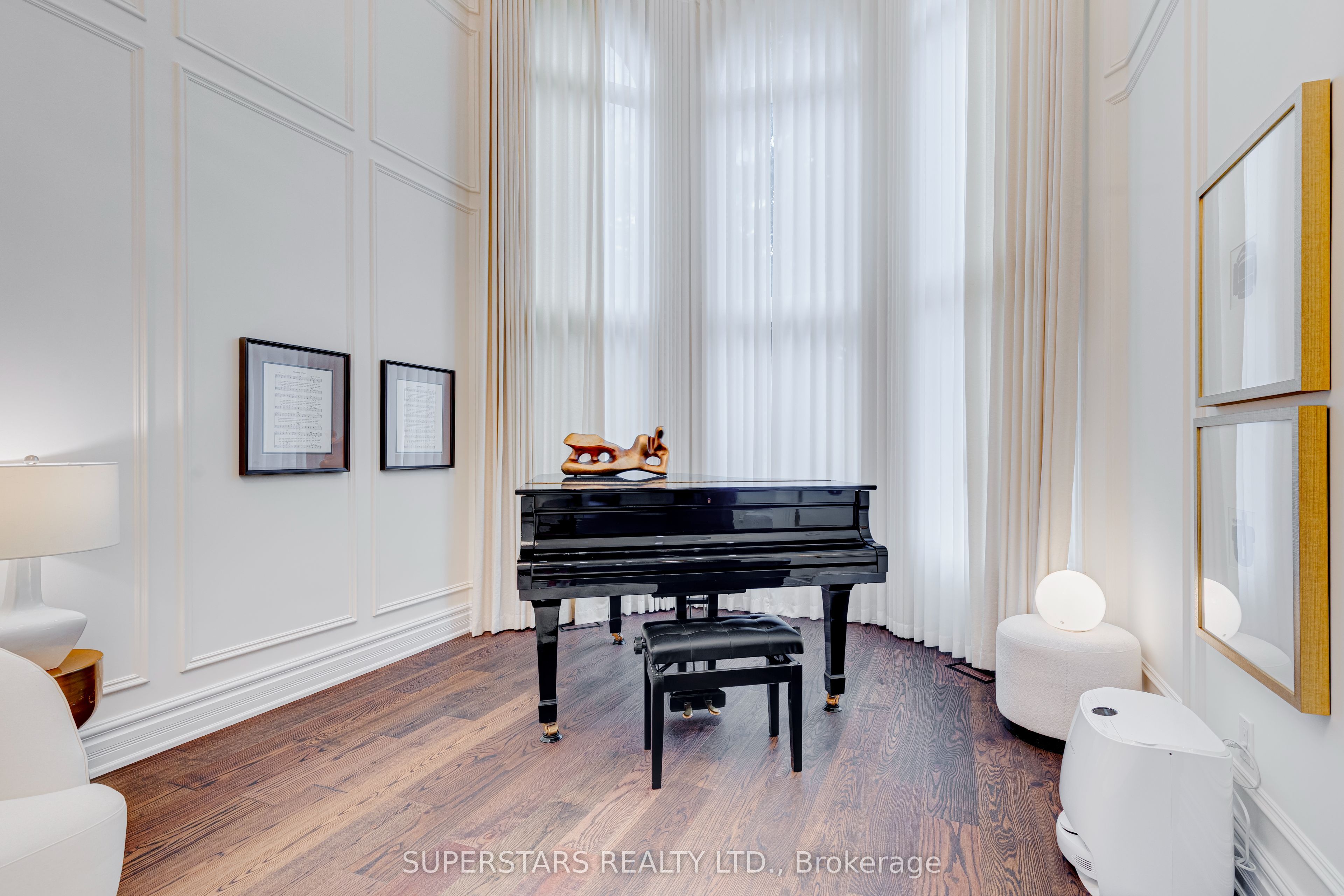 1075 Secretariate Road