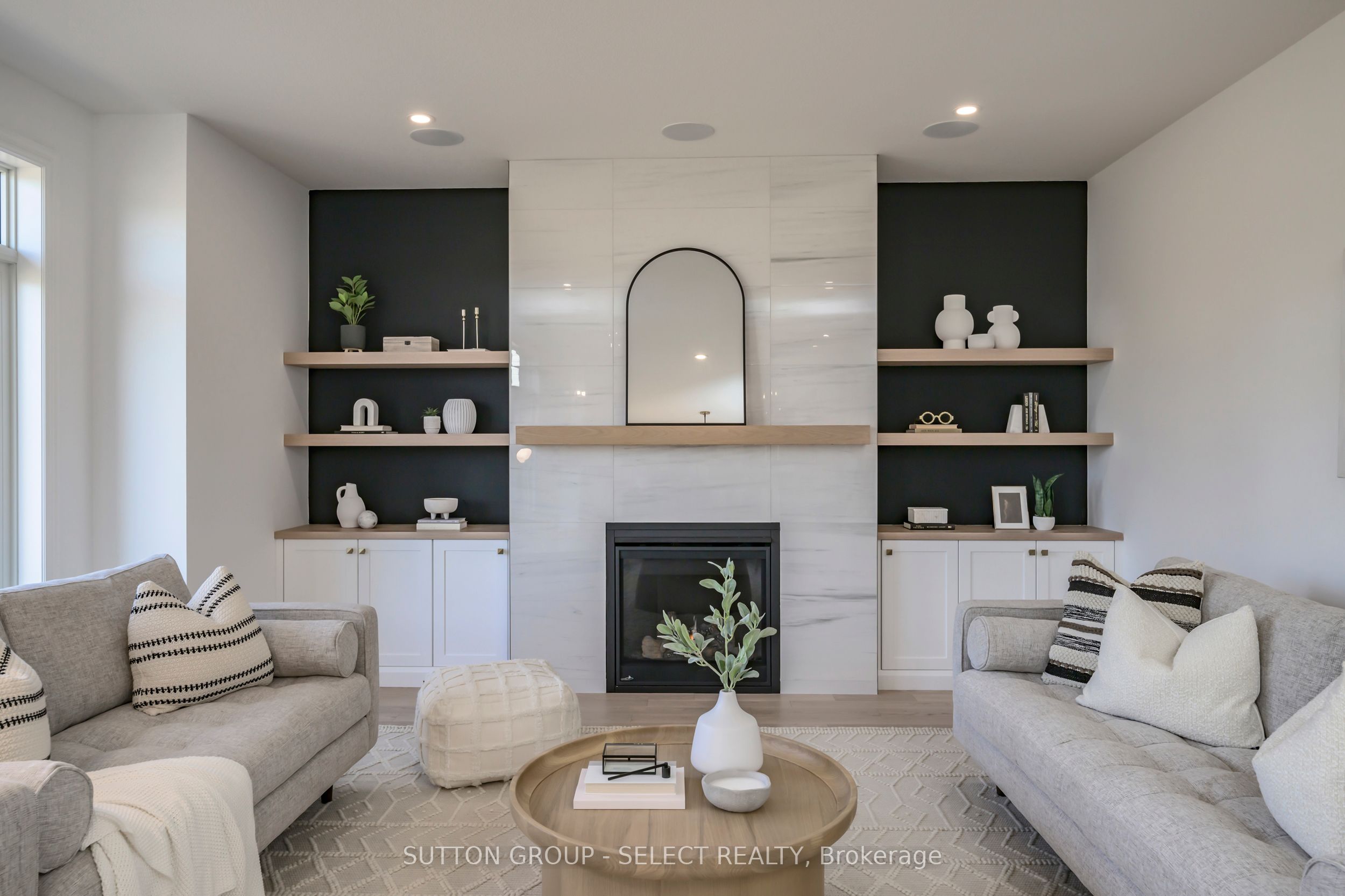 210 Harvest Lane