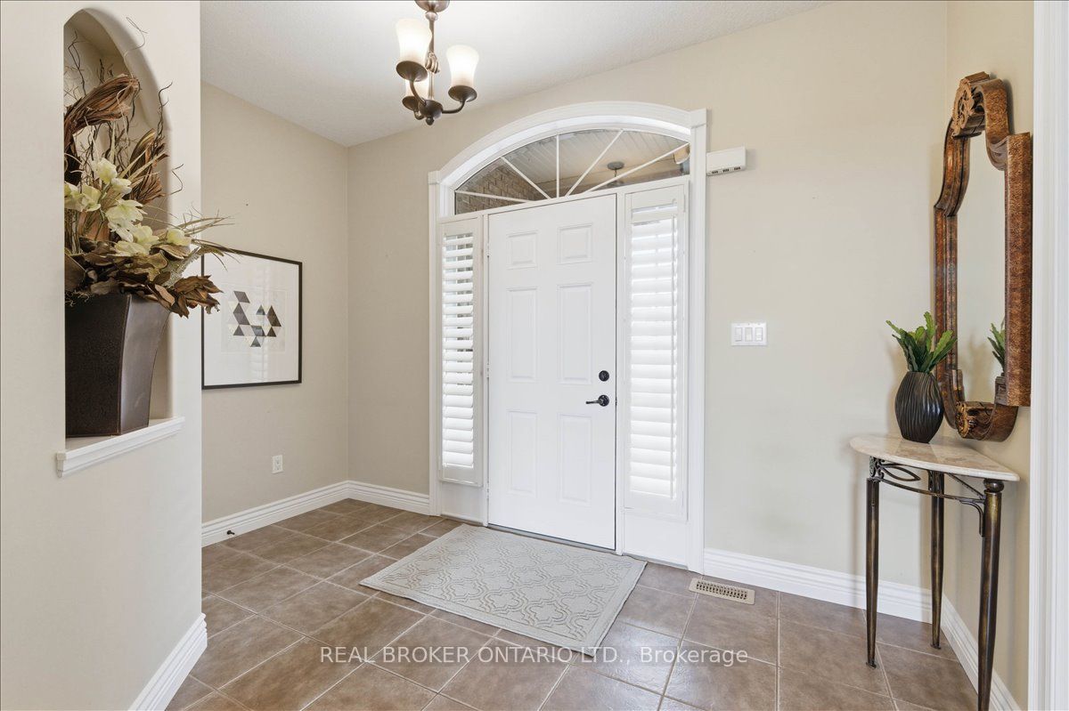 220 JOSEPH SCHOERG Crescent