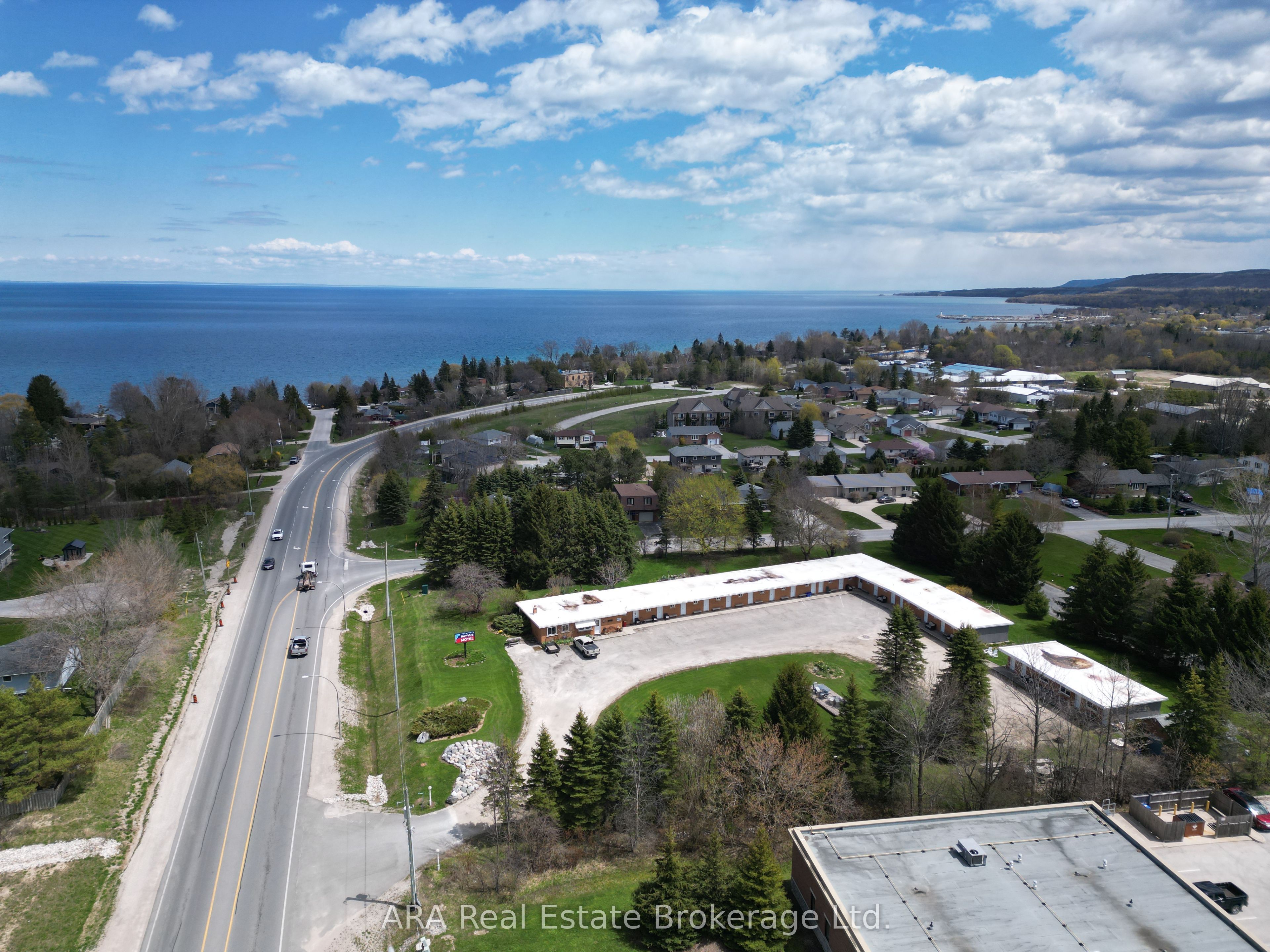 206104 26 Highway W