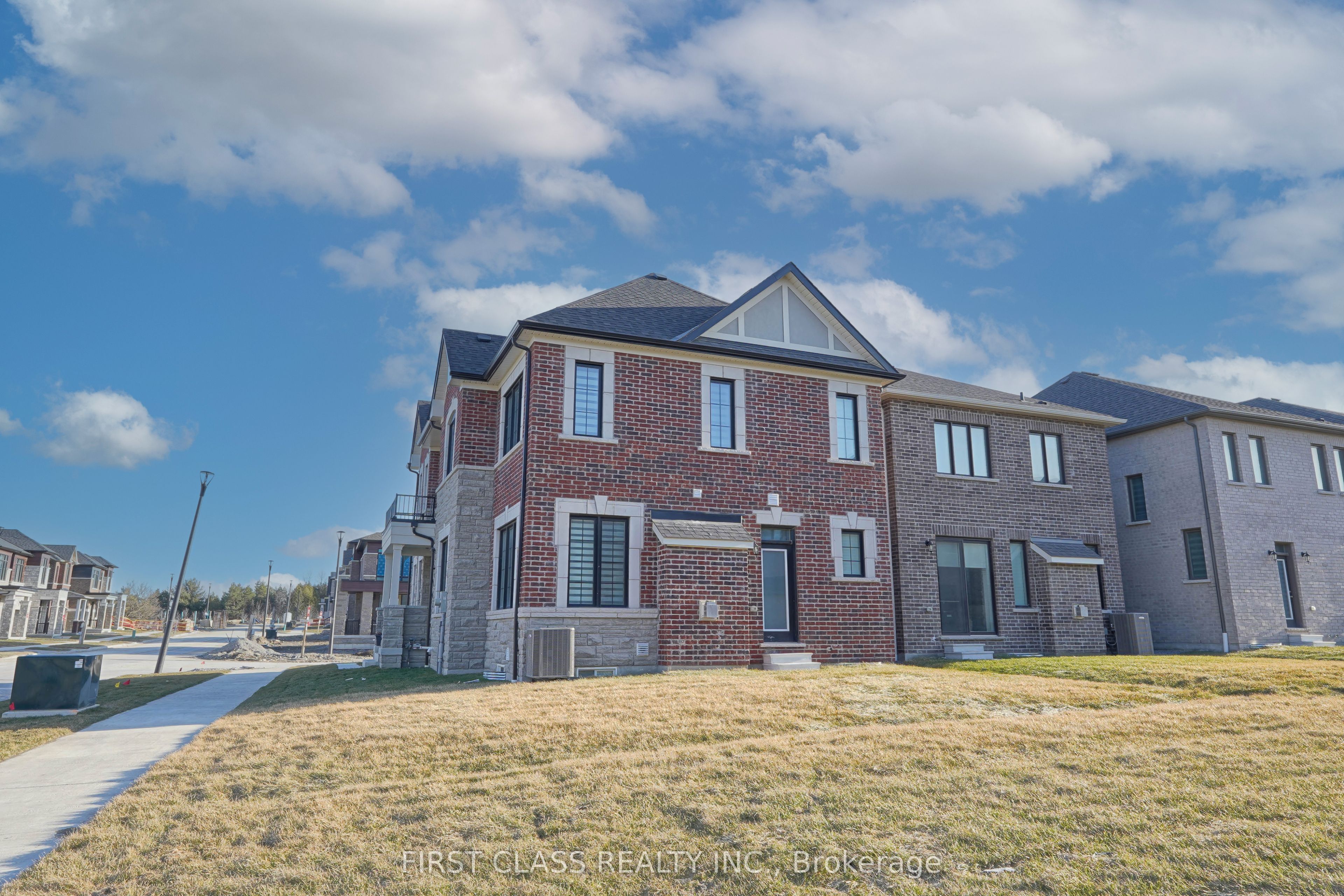 1913 Narcissus Gardens