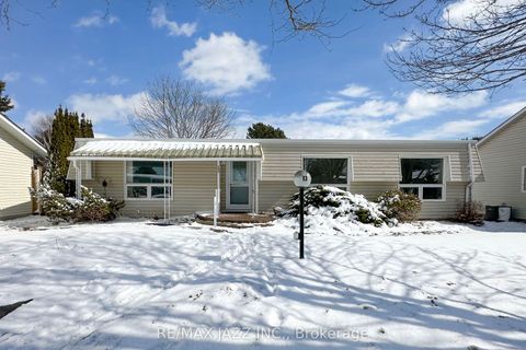 13 Steelhead Lane Clarington ON L1B 1B4