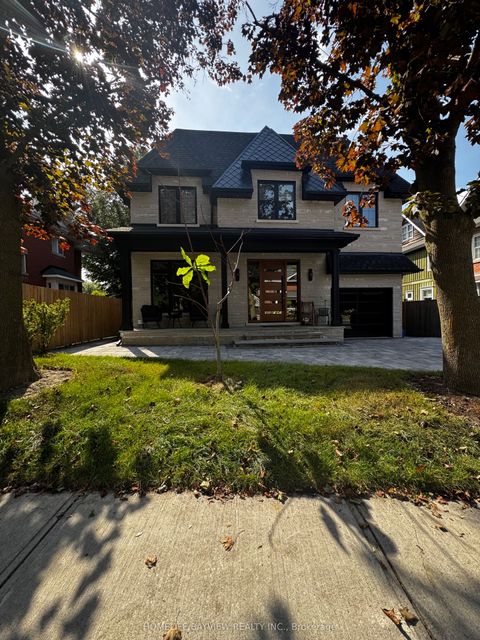 140 Temperance Street Aurora ON L4G 2R4