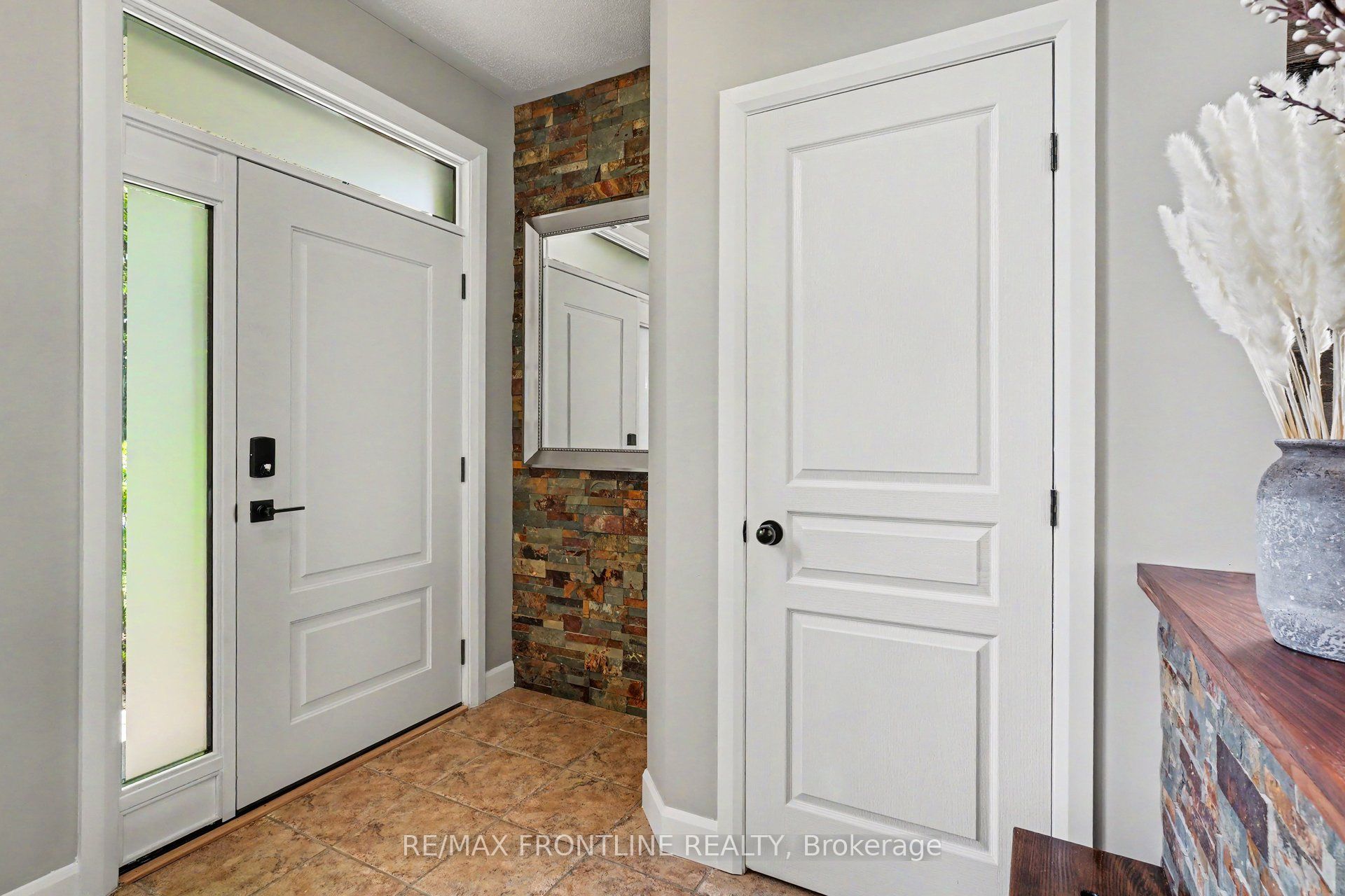 37 Calderwood Way