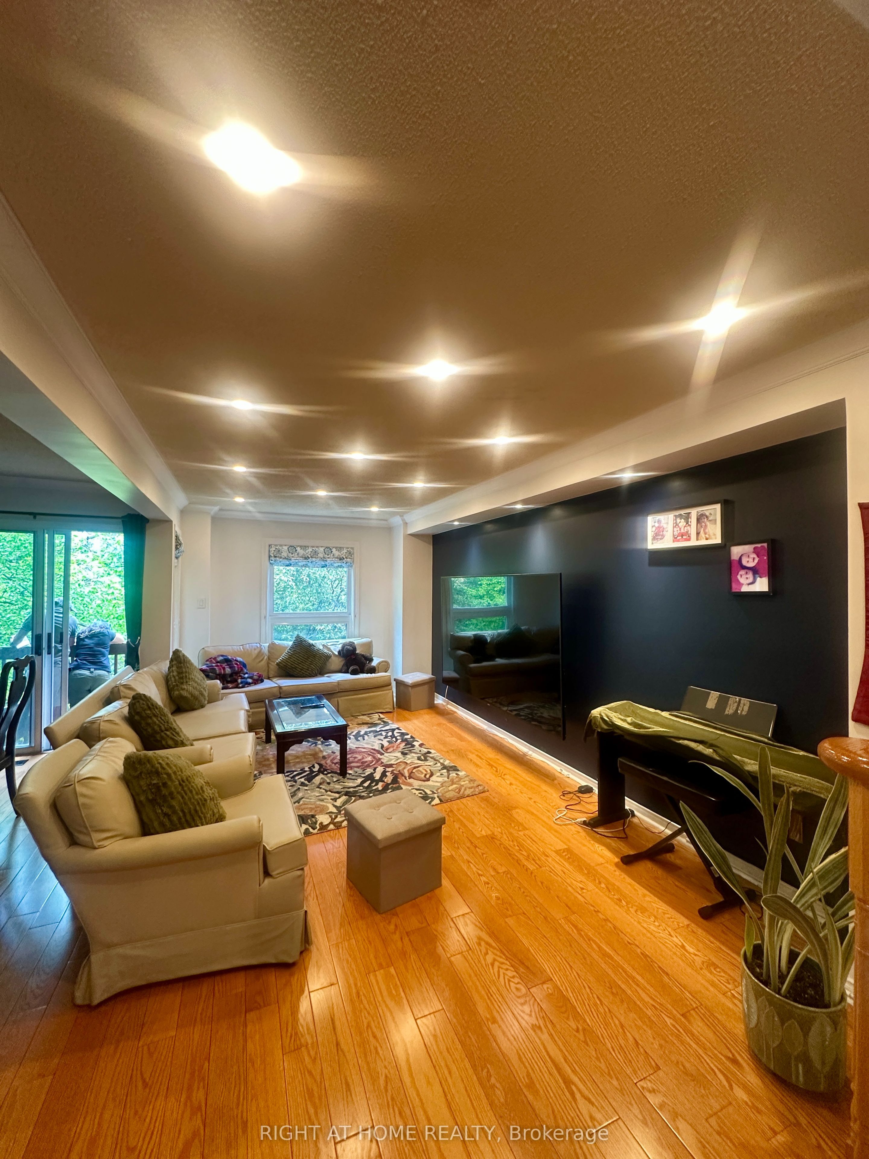 1140 Leewood Drive