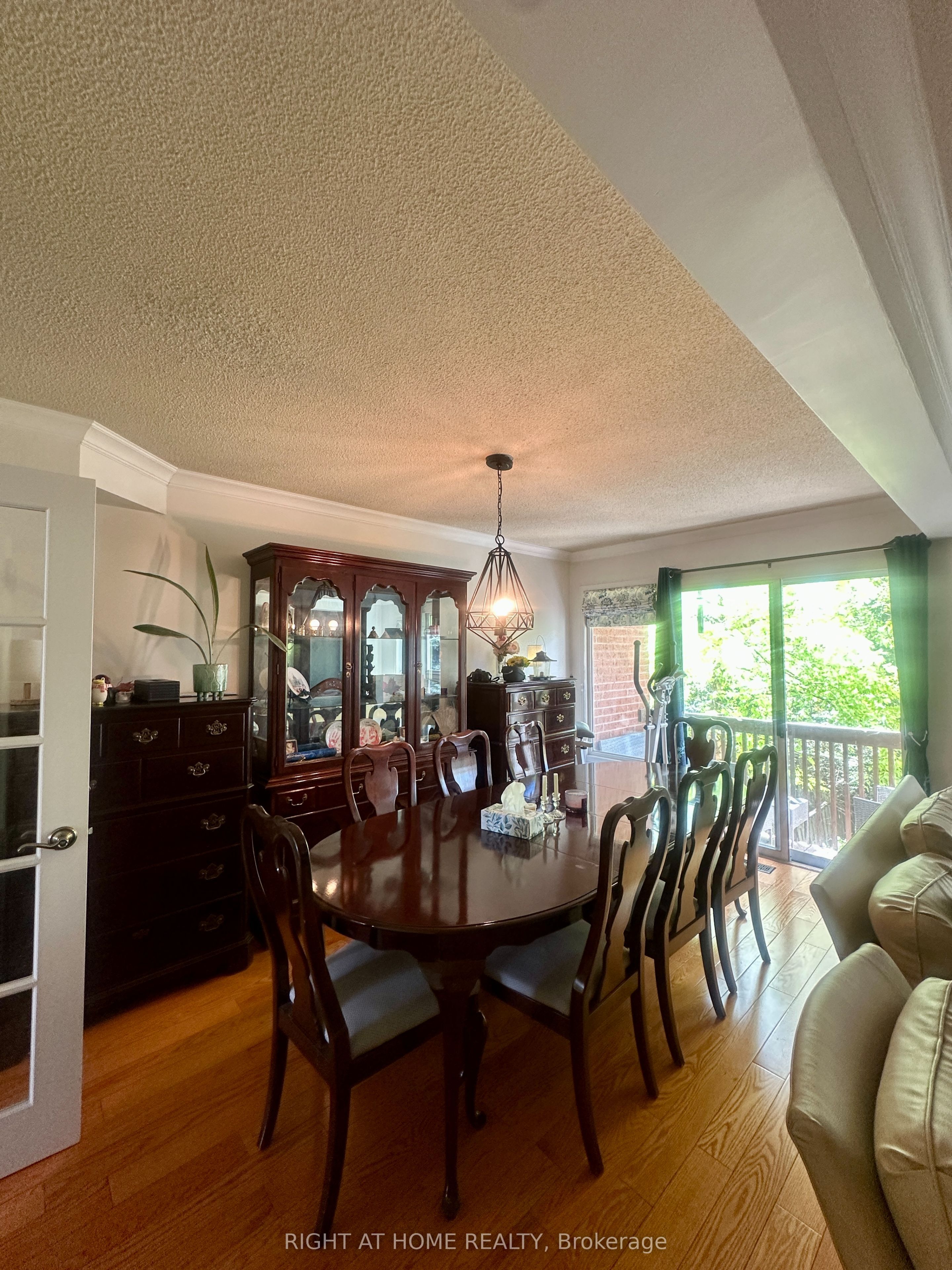 1140 Leewood Drive
