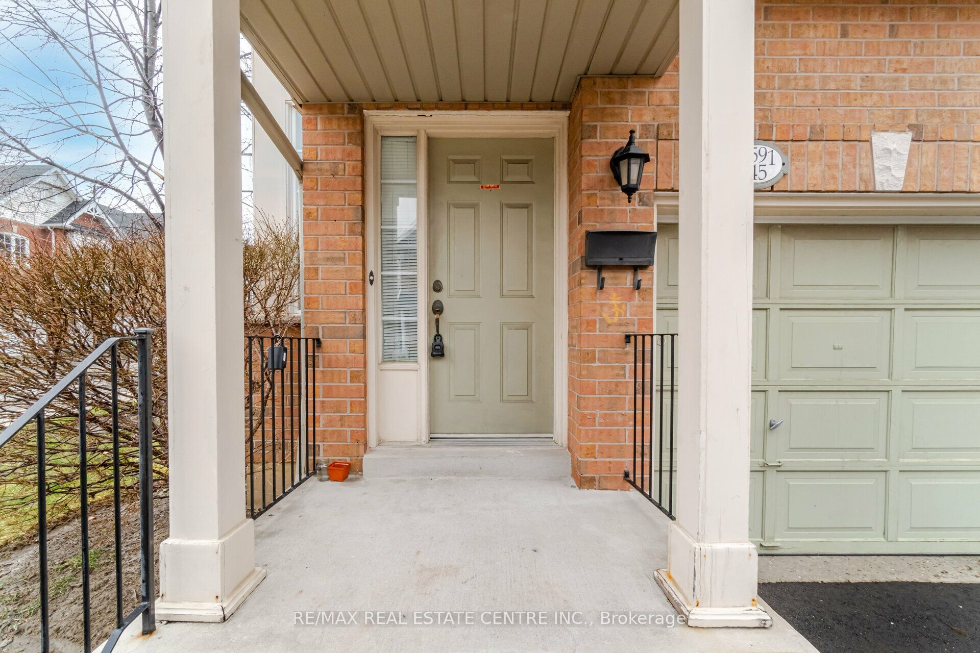 1591 South Parade Court 45