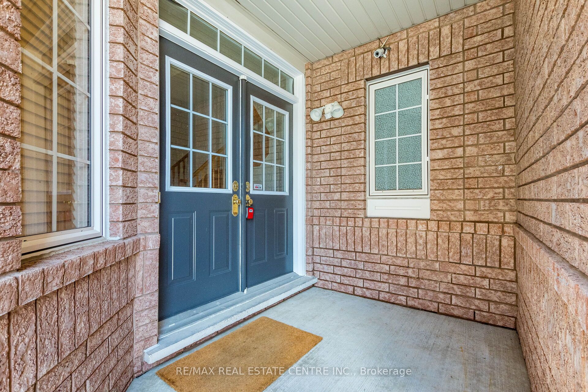 5981 Couples Street