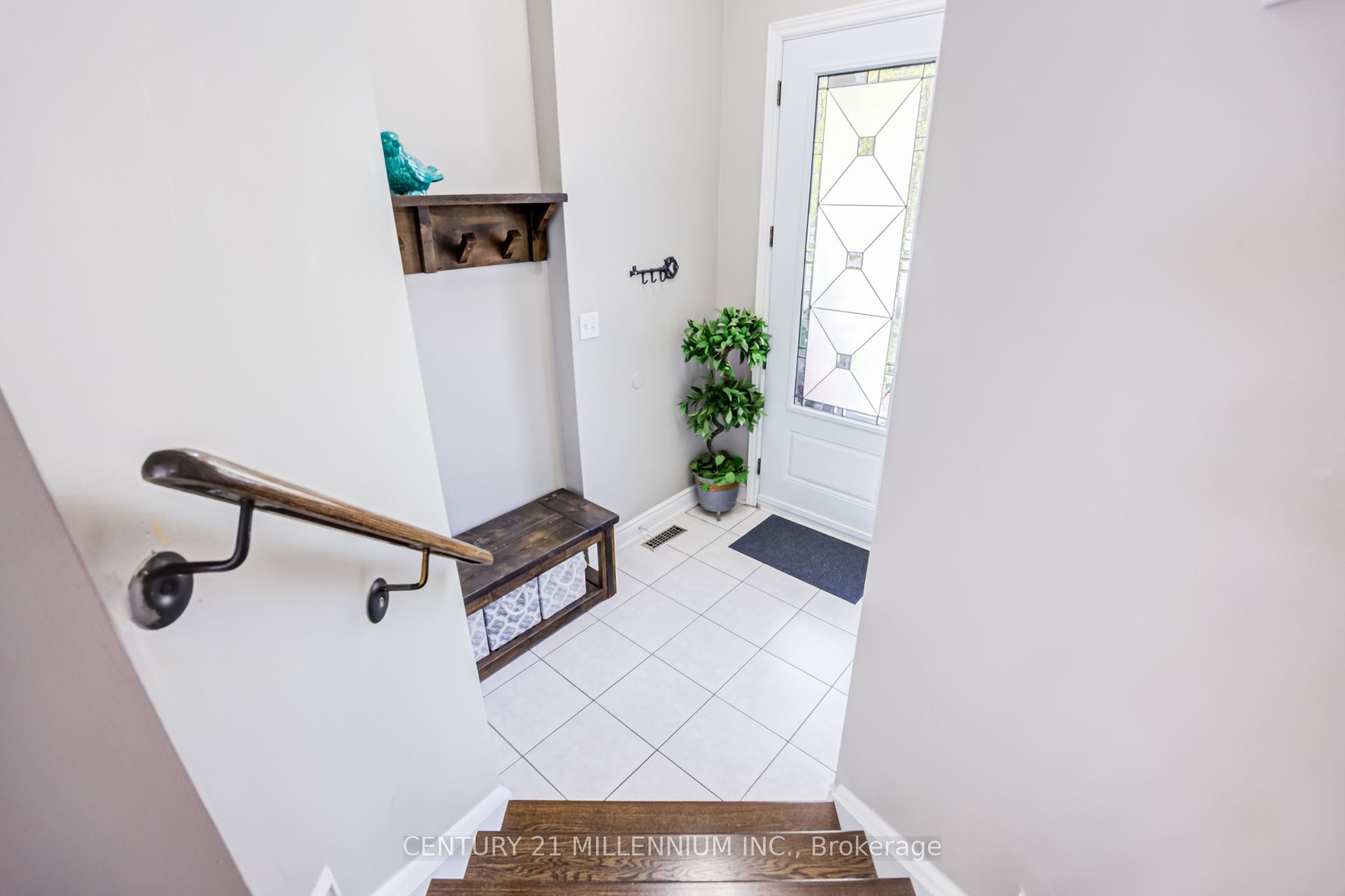 7 Bramoak Crescent