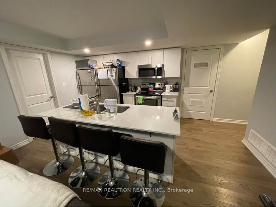 252 Penetanguishene Road 8