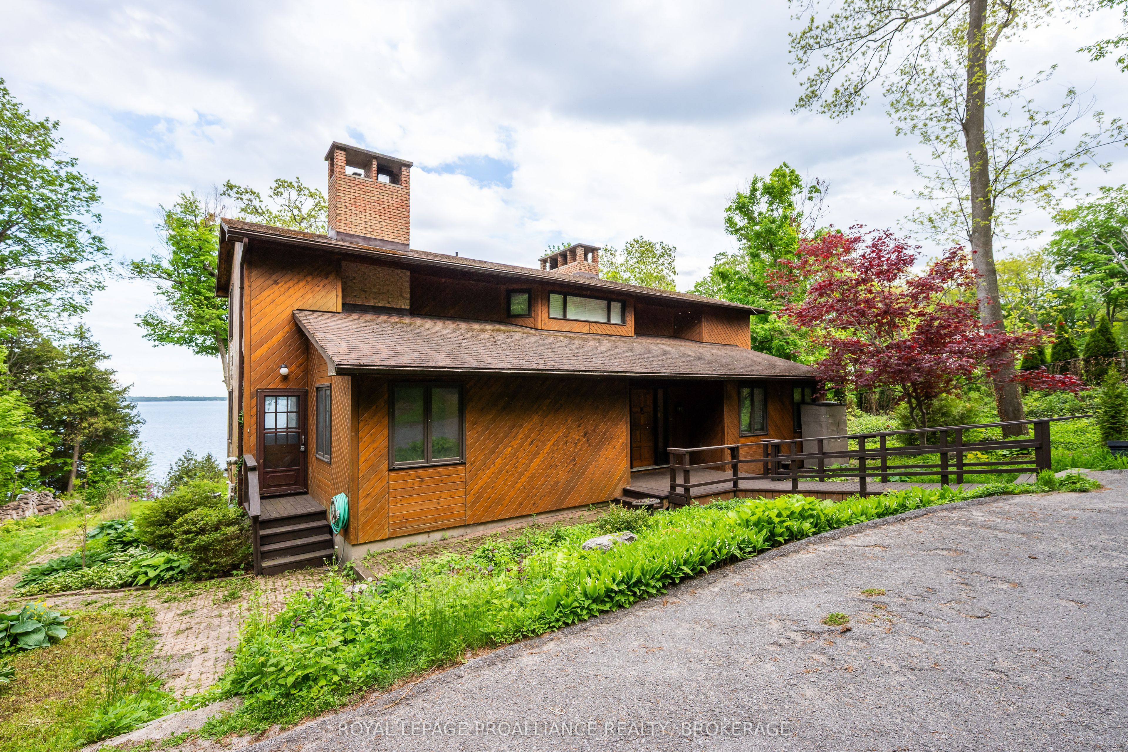 20 Riverside Drive