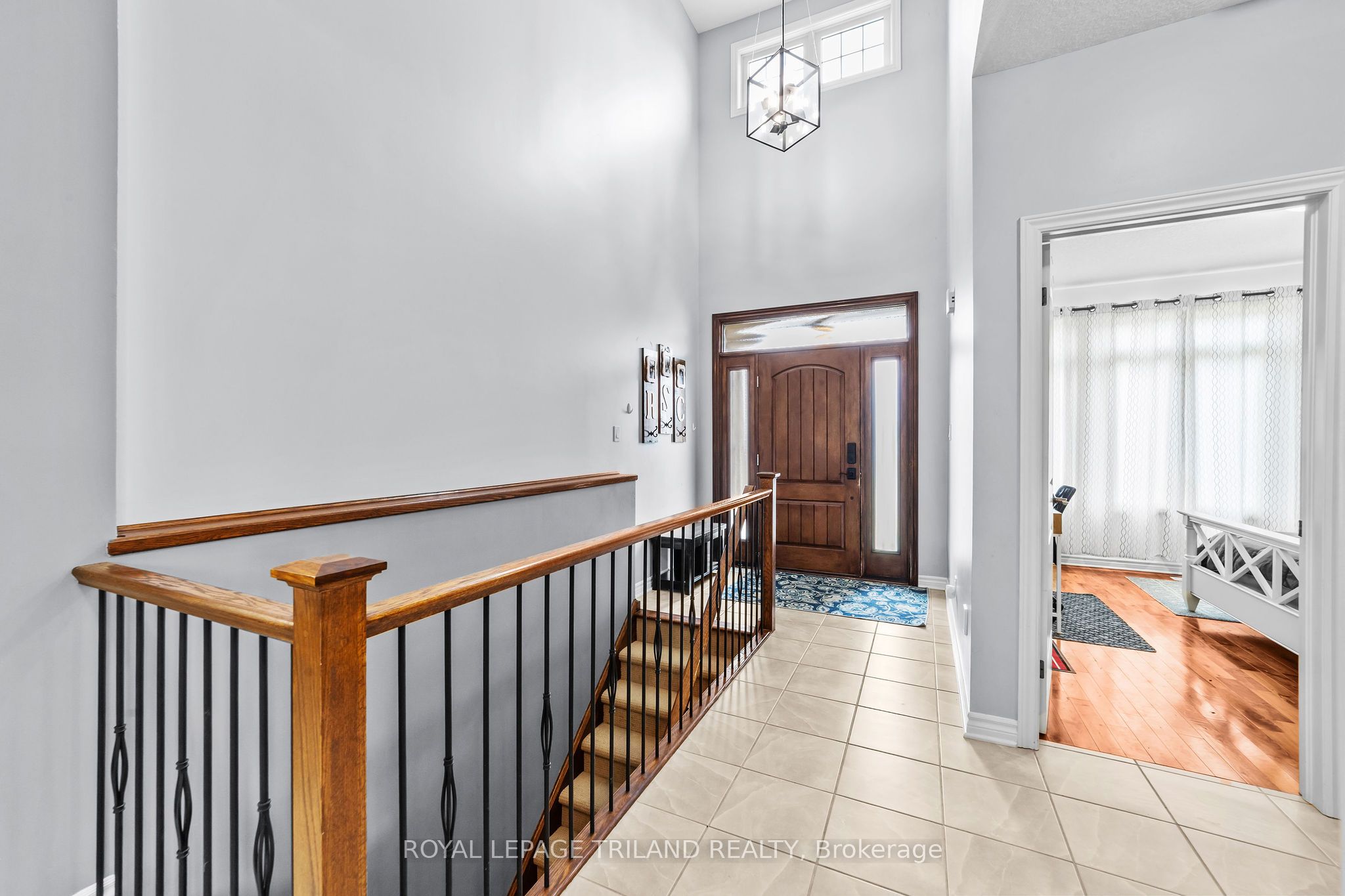 3194 Pincombe Drive