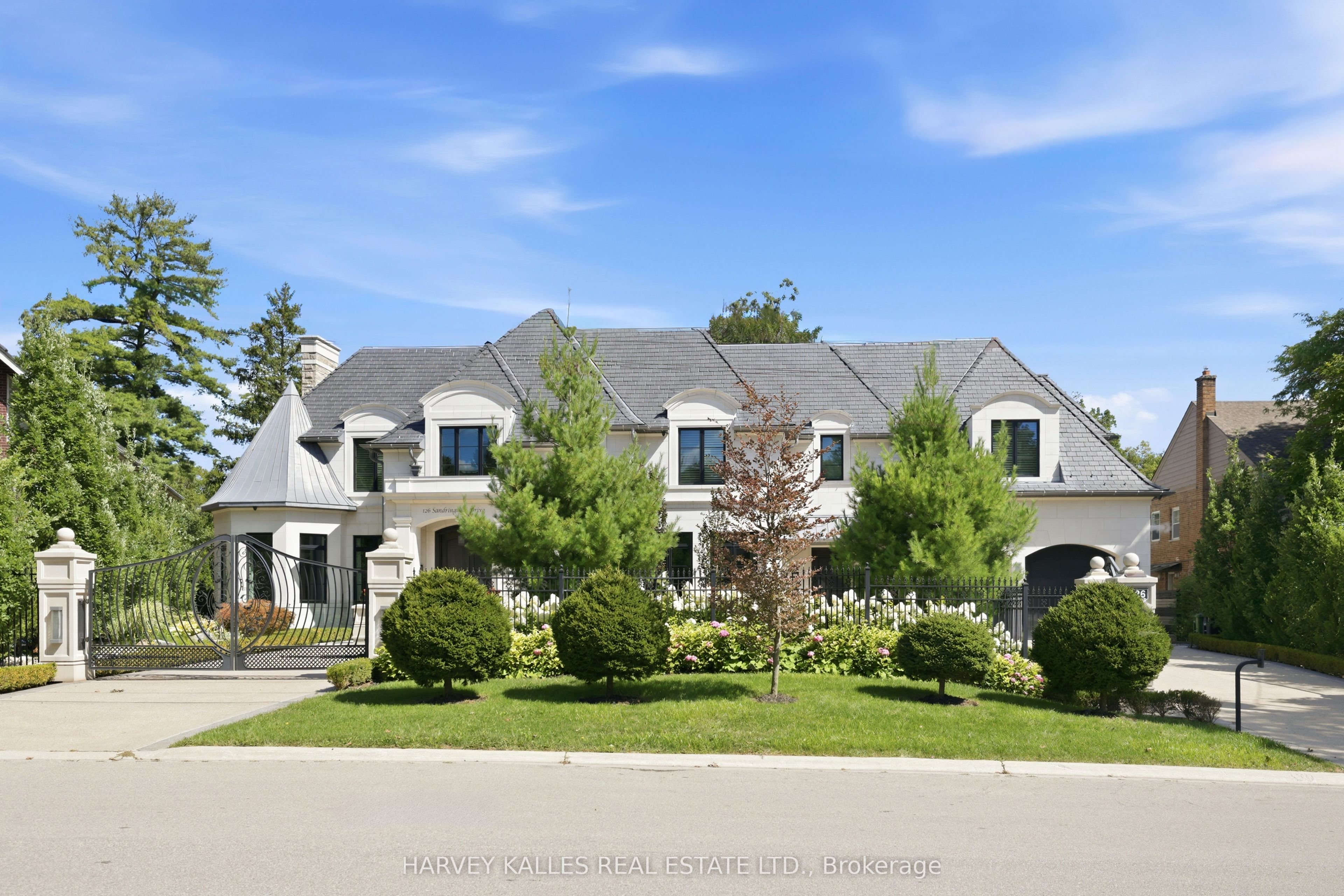 126 Sandringham Drive