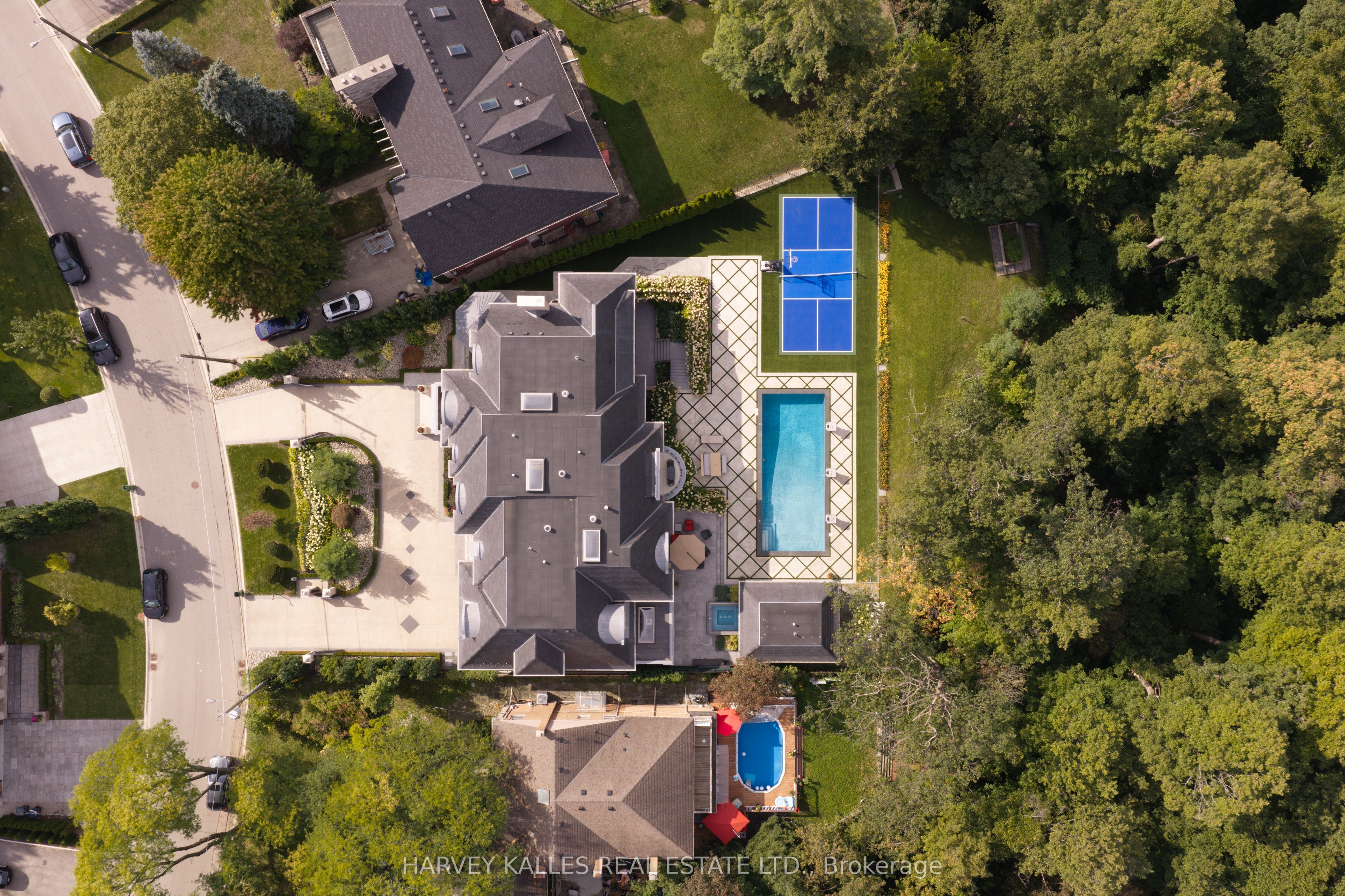 126 Sandringham Drive