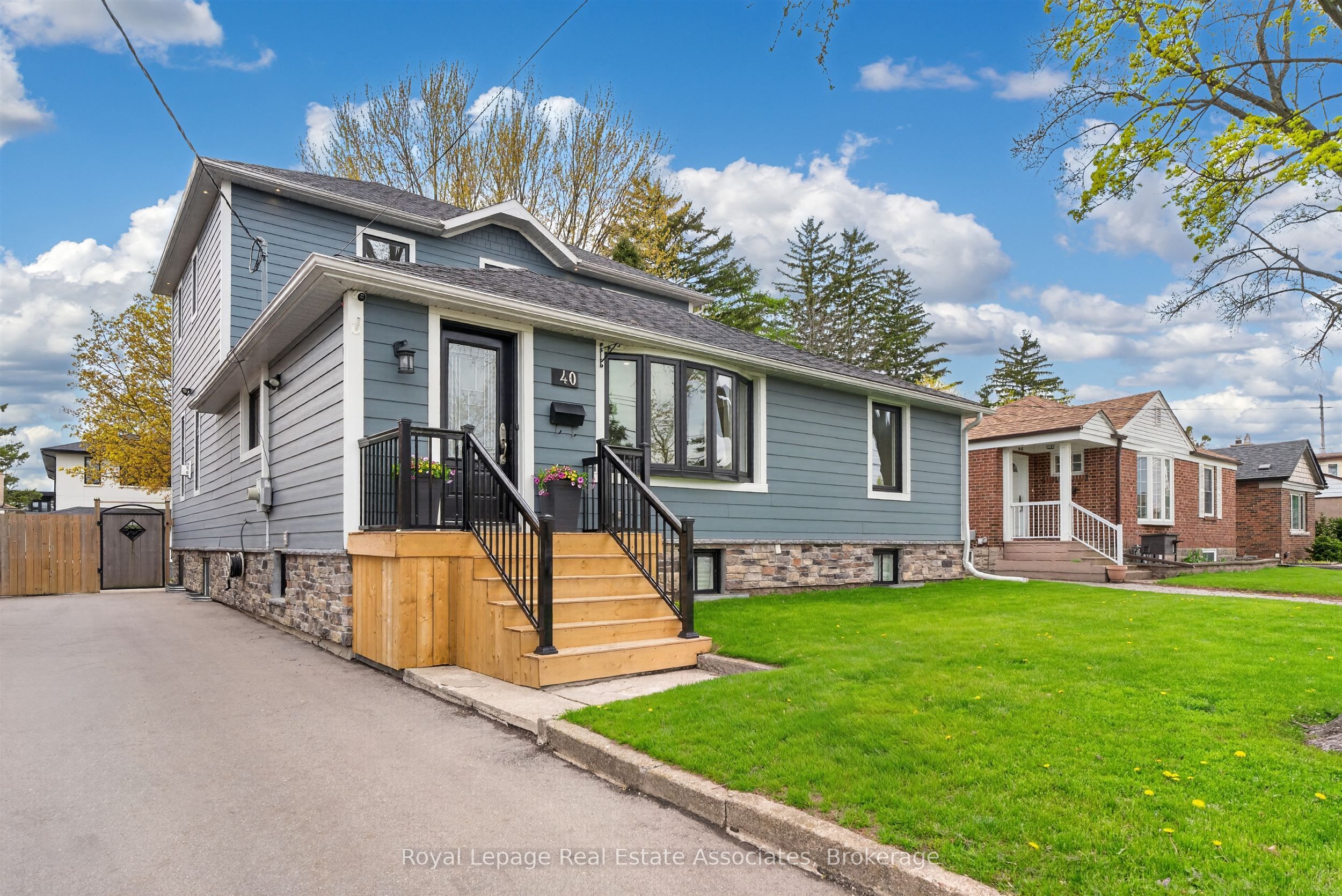 40 Briarwood Avenue