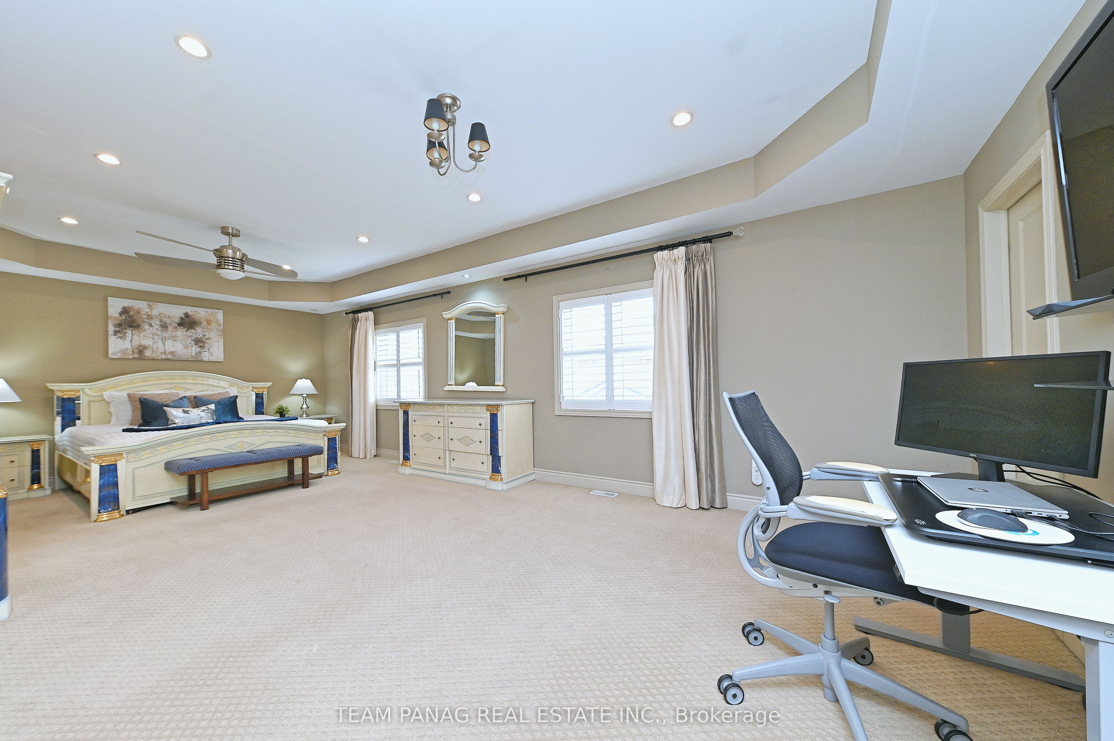 1 Islington Drive