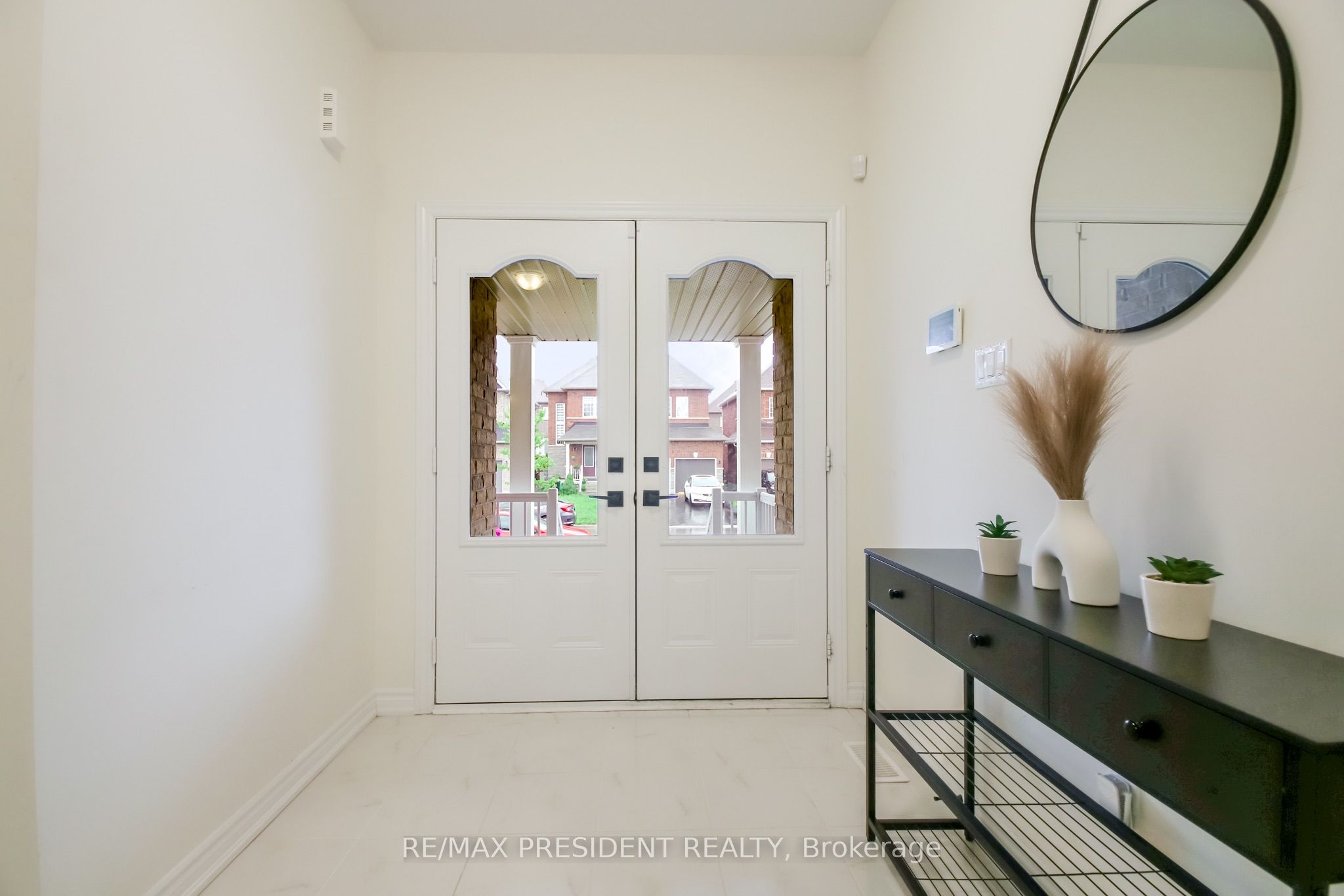 4 Cypress Point Street