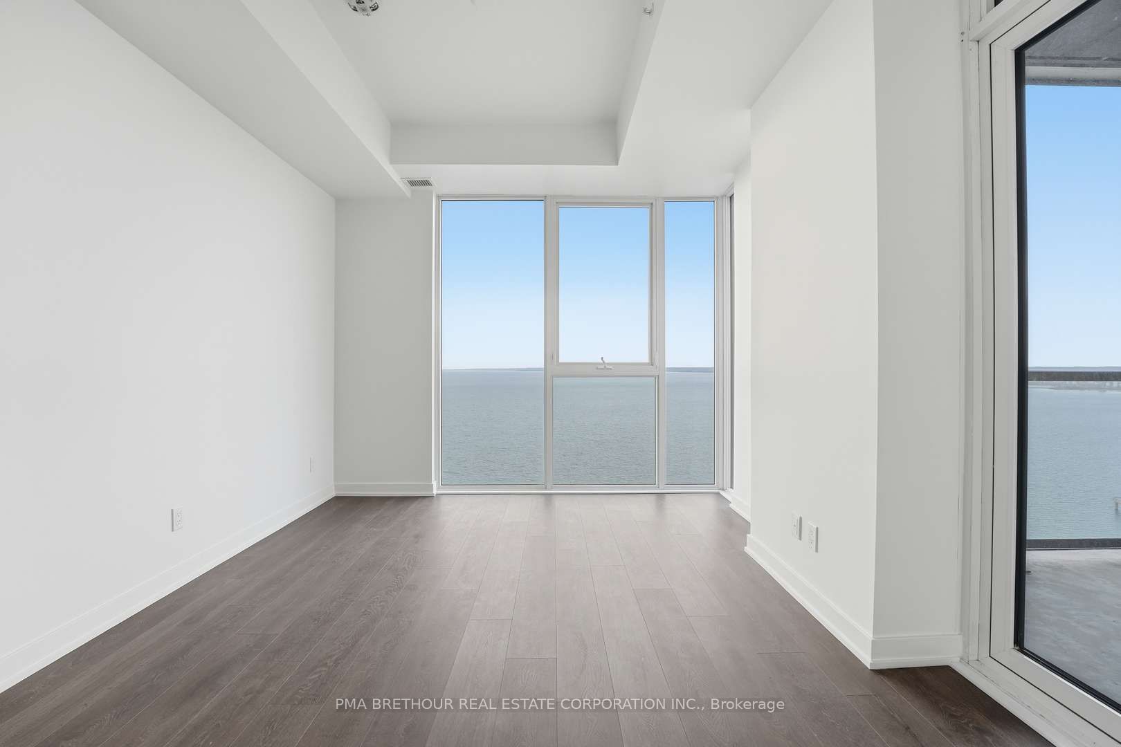 370 Martha Street 2603