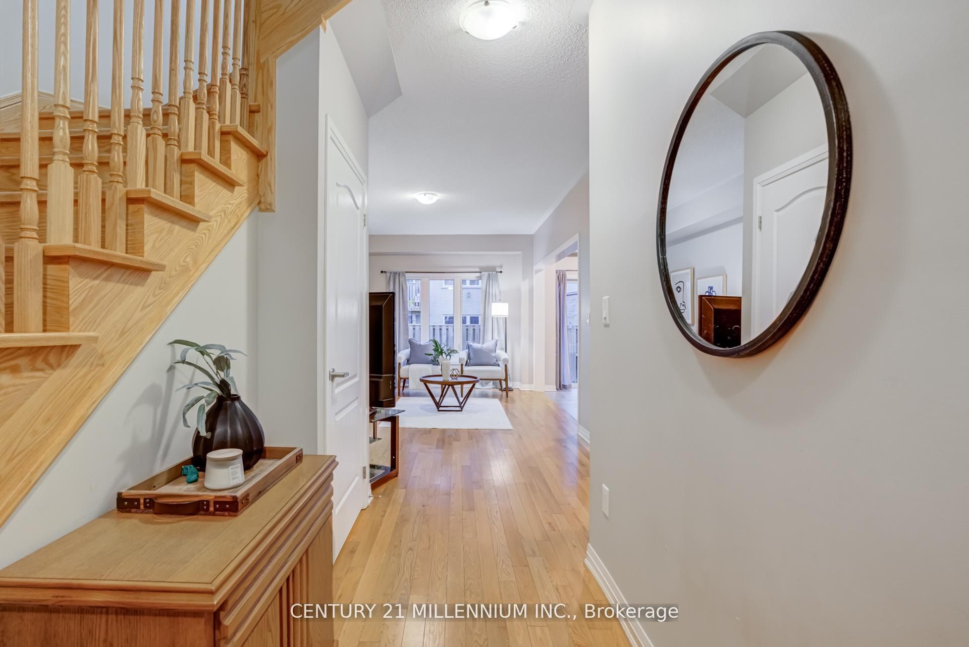 4 Landsborough Street