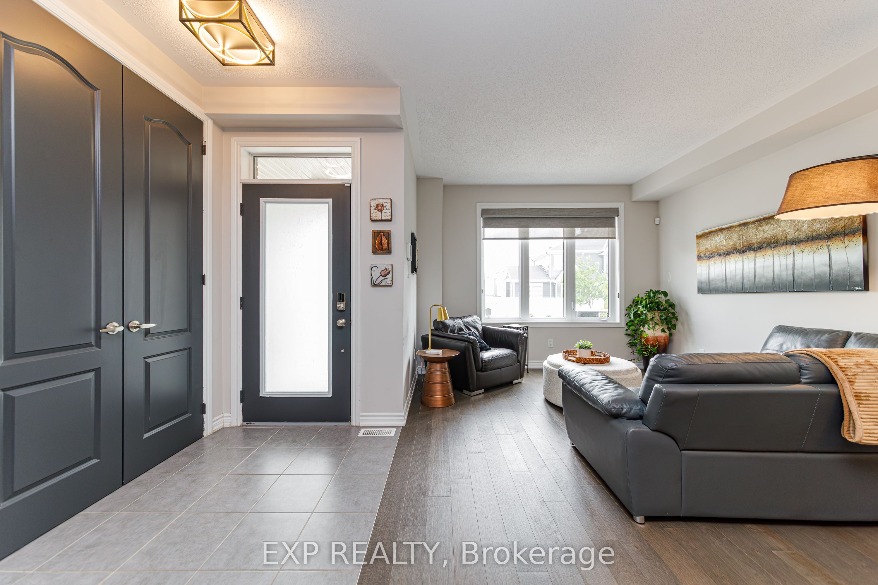 822 Horseshoe Falls Way