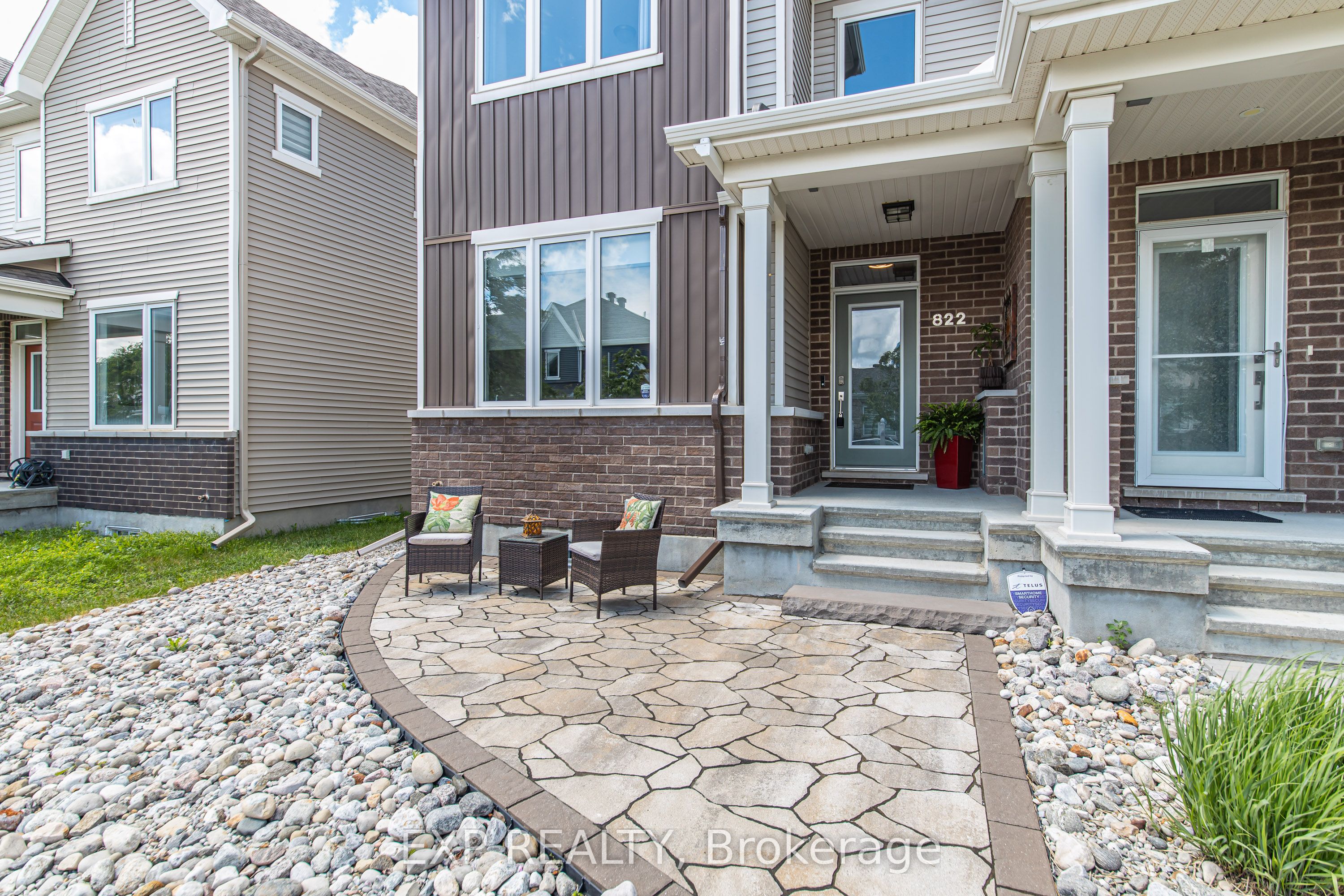822 Horseshoe Falls Way