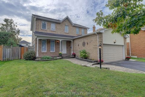 40 Doncaster Crescent Clarington ON L1B 1E7