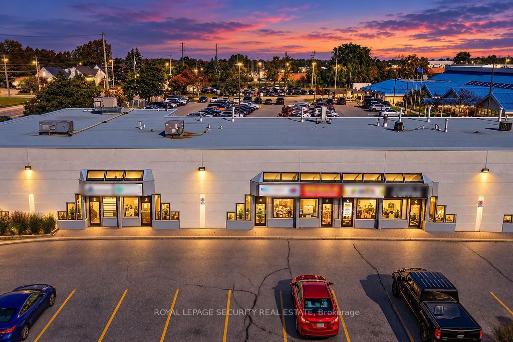 17817 Leslie Street 3 & 4