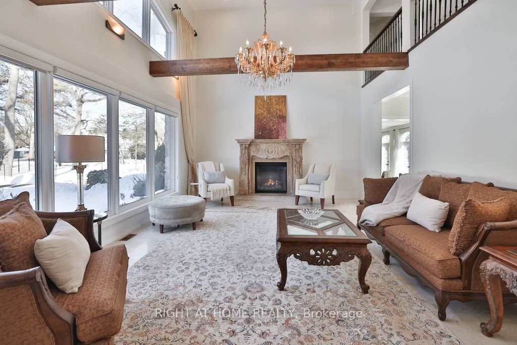 471 Country Club Crescent