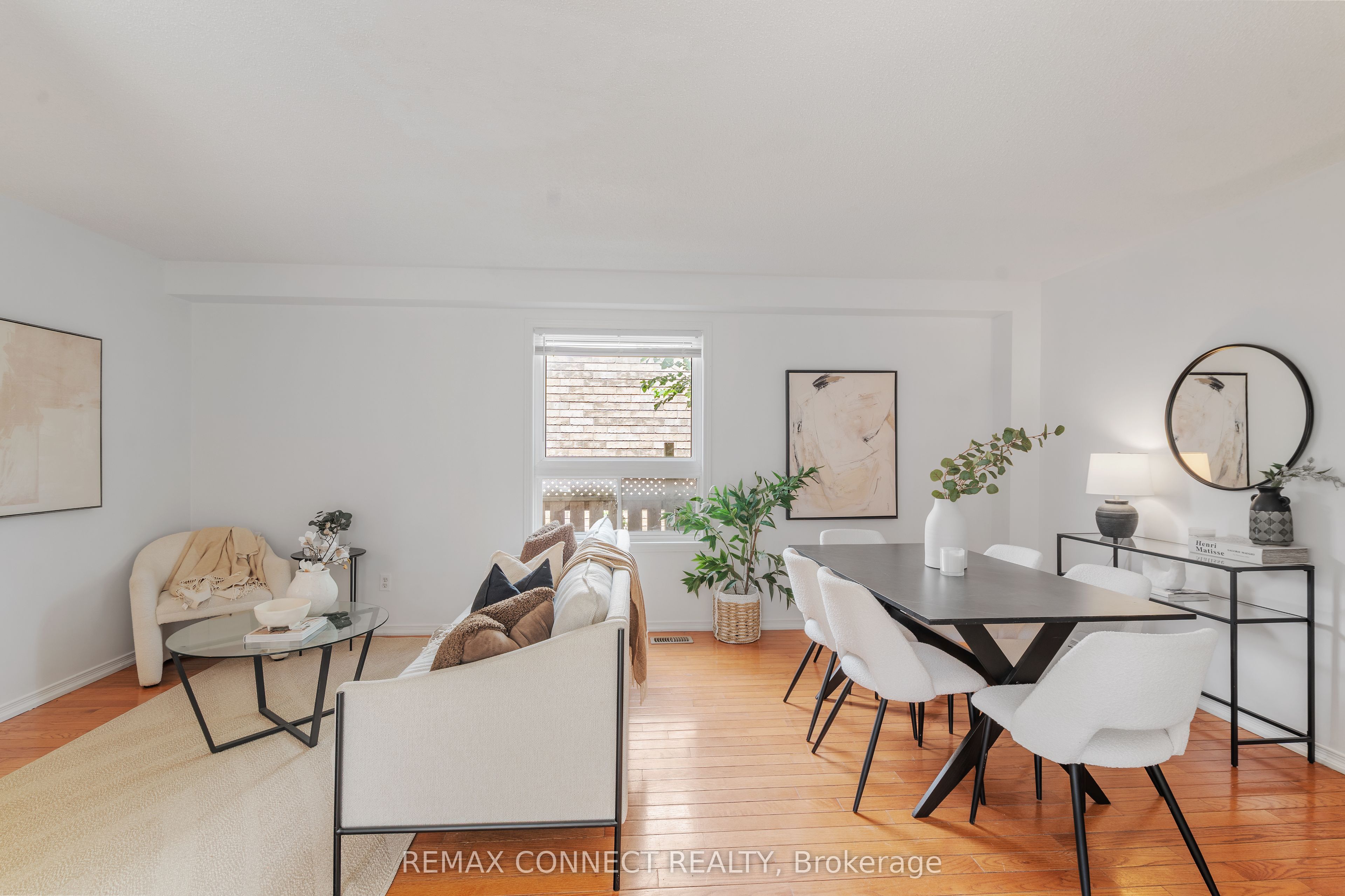 1831 Dalhousie Crescent