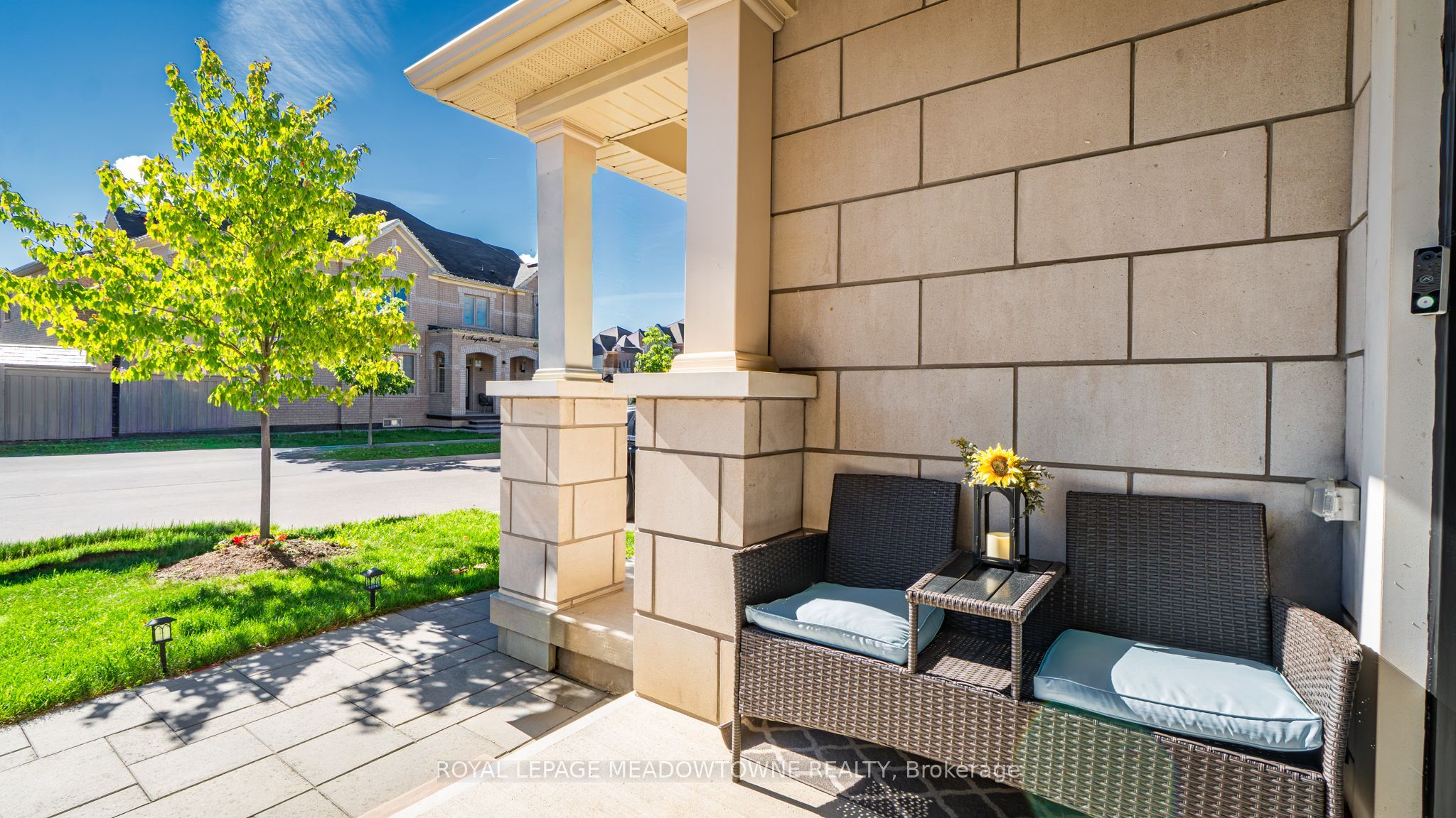 8 Angelfish Road