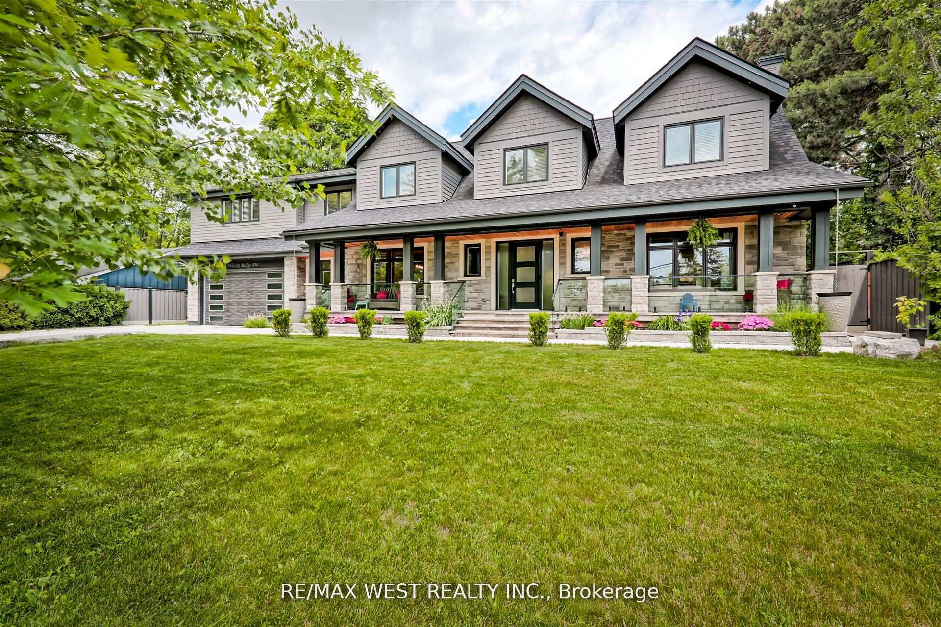 18 Windy Ridge Drive