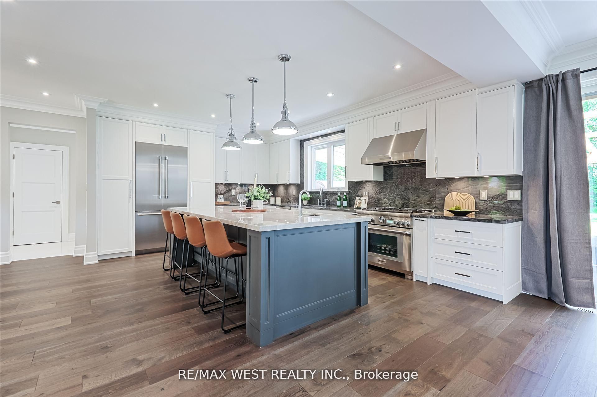 18 Windy Ridge Drive