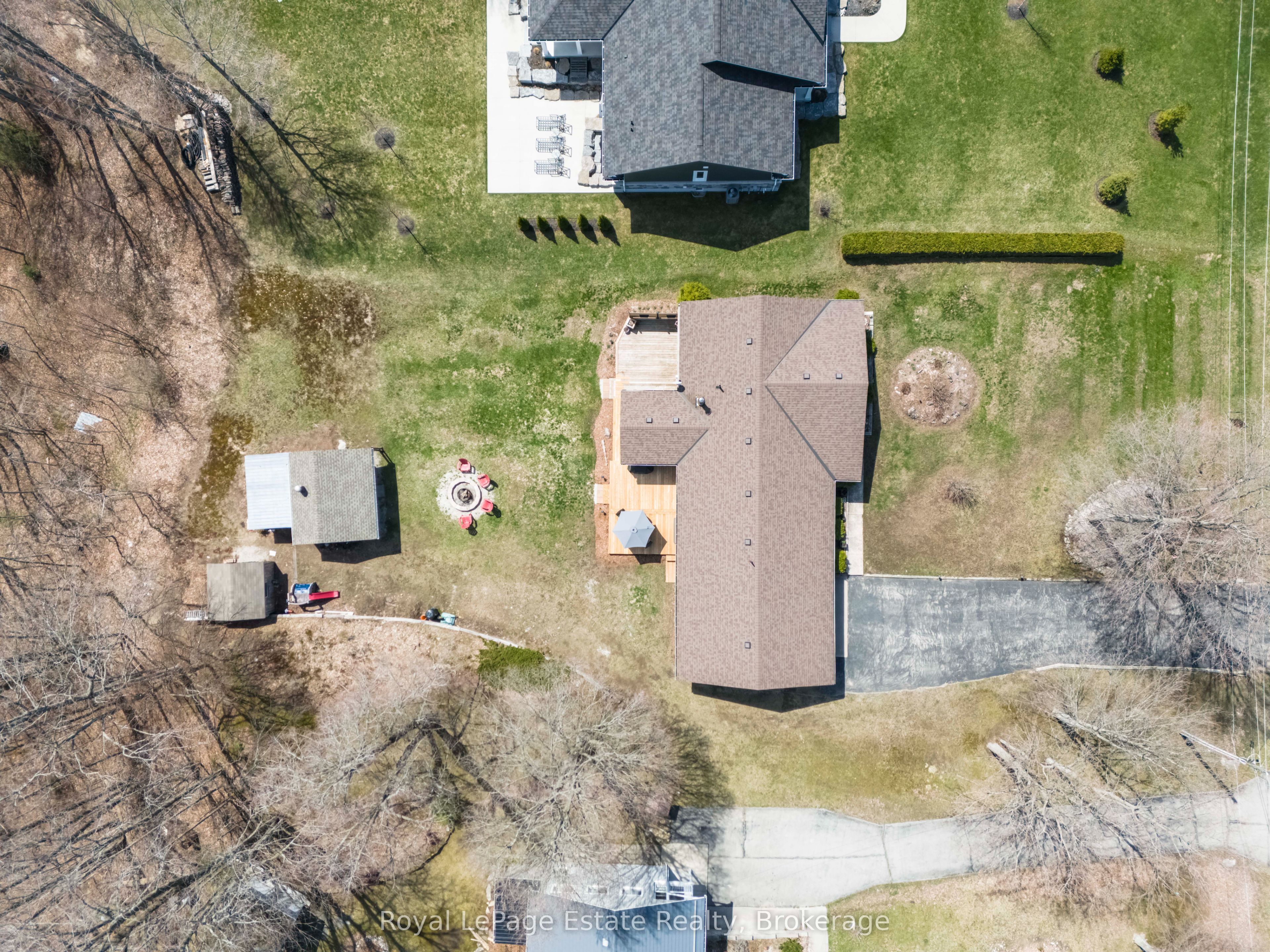 90 Carson Lake Crescent