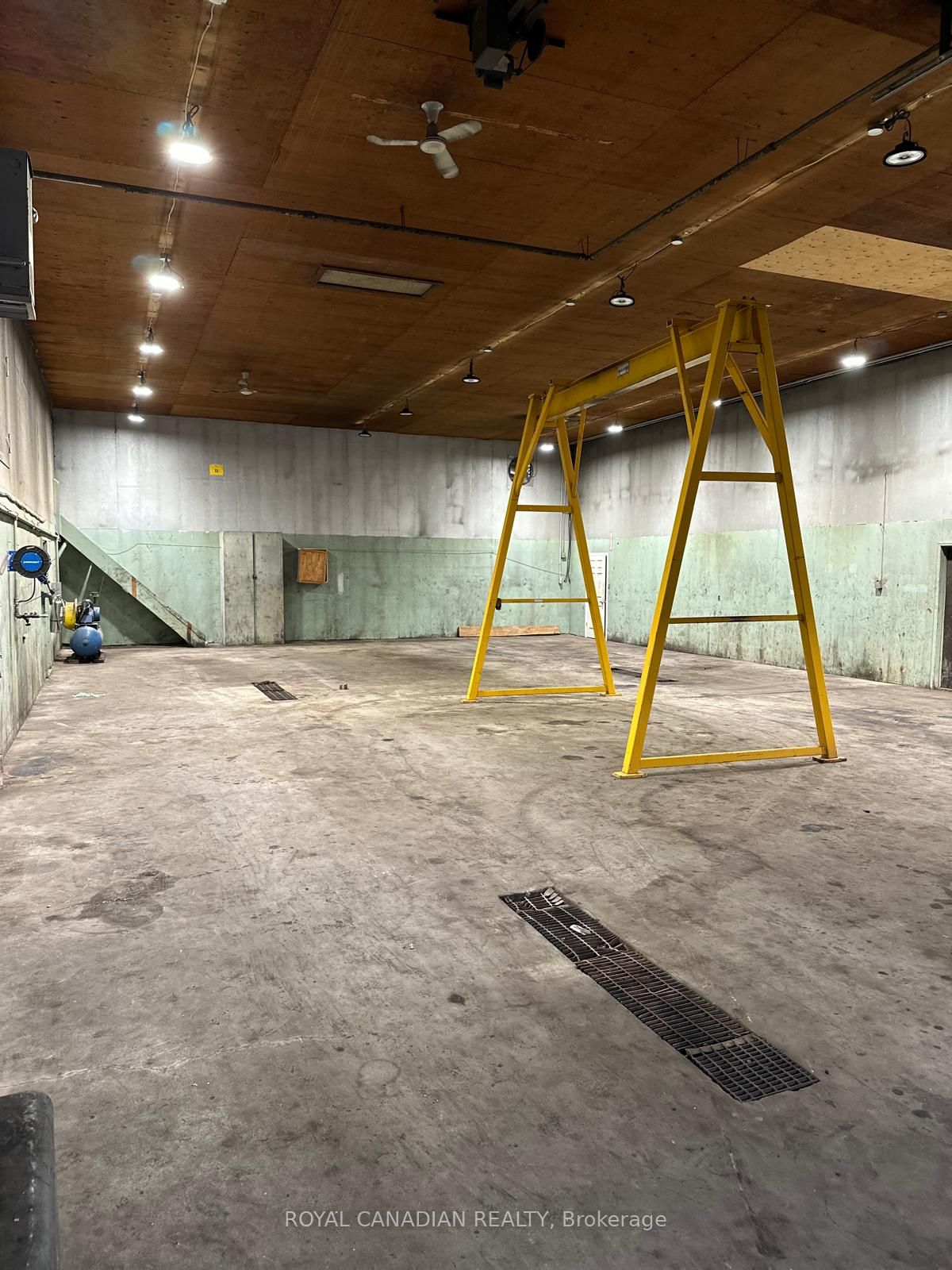 1050 Industrial Road