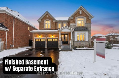 16 Vivian Creek Road East Gwillimbury ON L0G 1M0