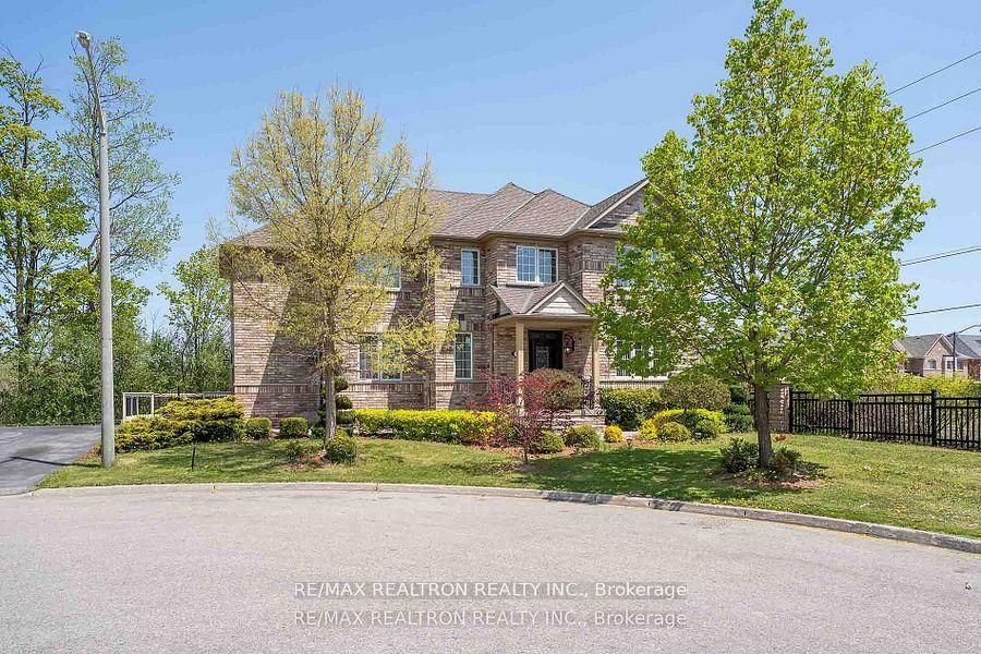 12 Edgevalley Court