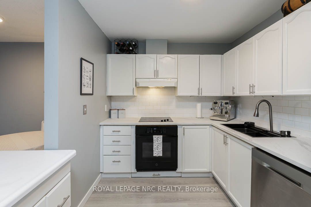 4345 Beverley Crescent