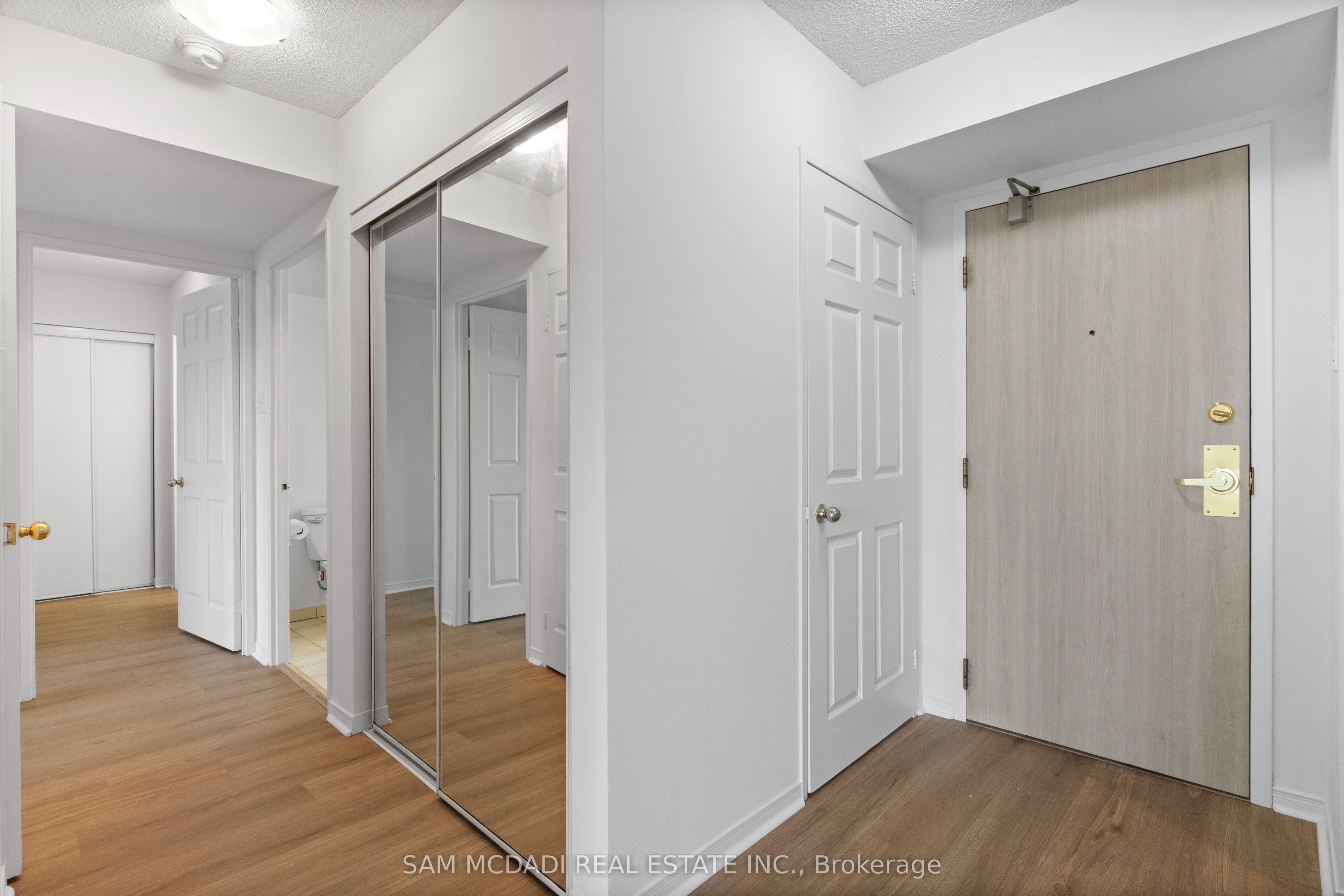 2177 Burnhamthorpe Road W 708