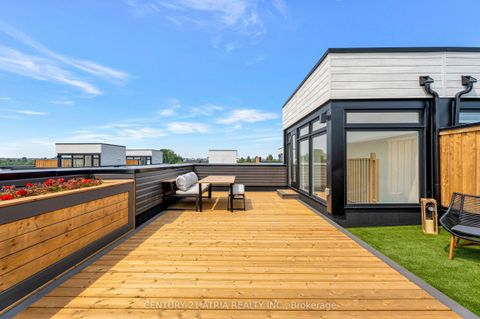 188 Angus Drive 10 Ajax ON L1S 0G5